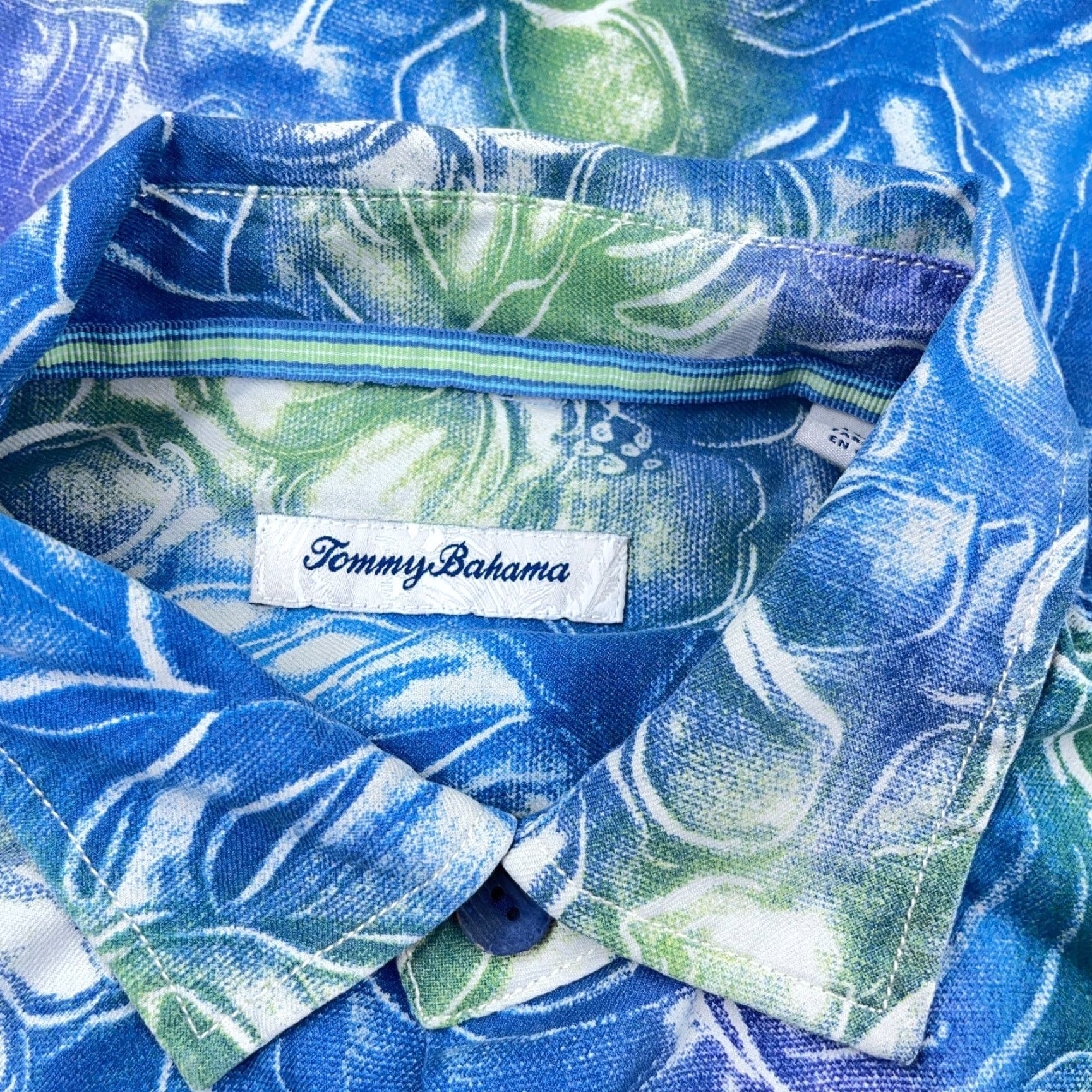Tommy Bahama VINTAGE Tommy Bahama Shirt Men M Blue Silk Floral Hawaiian Island Button-Up Shirt Size US M / EU 48-50 / 2 - 6 Thumbnail
