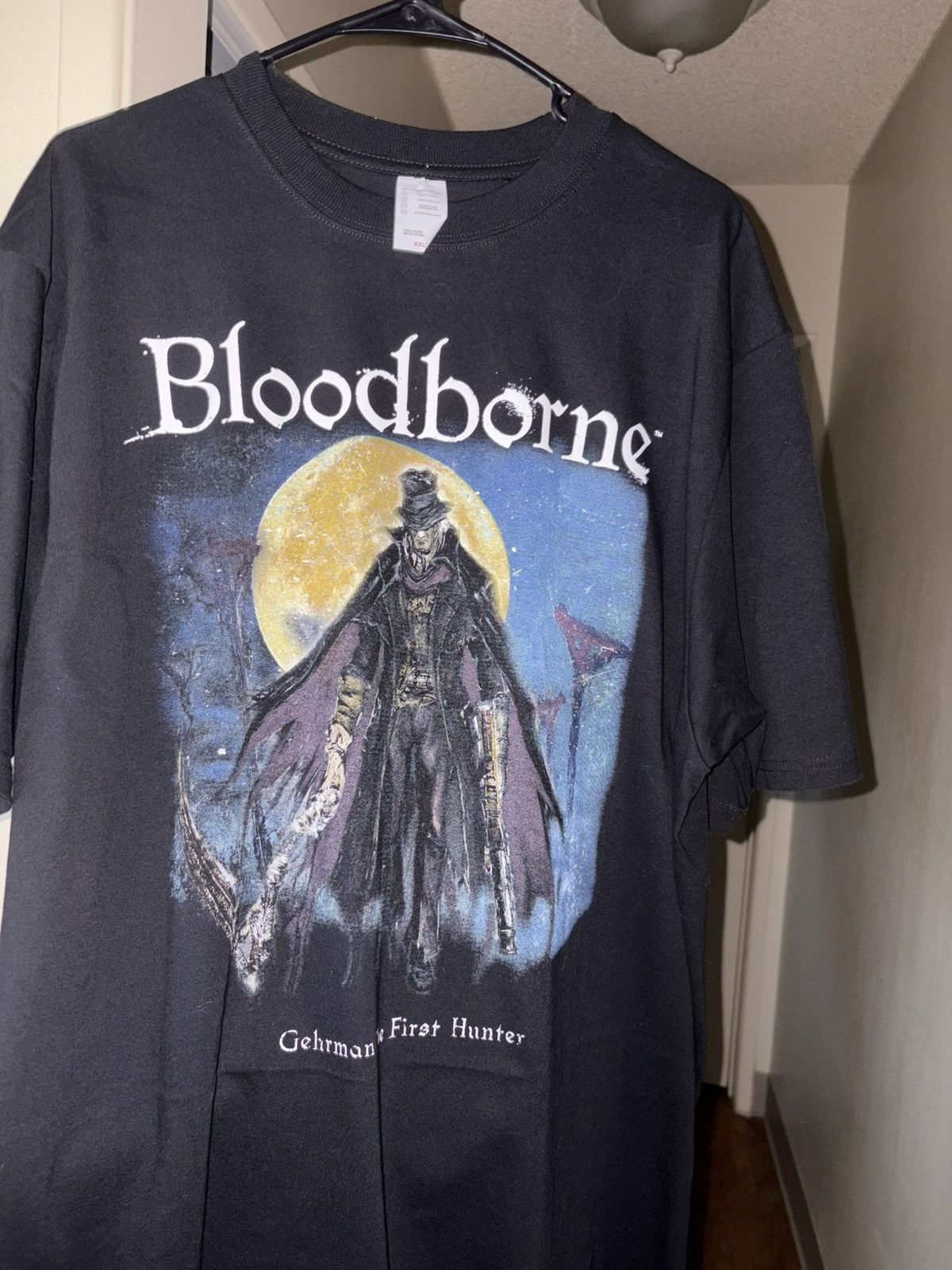 Other Bloodborne Gehrman, the First Hunter T-shirt Size US XXL / EU 58 / 5 - 1 Thumbnail