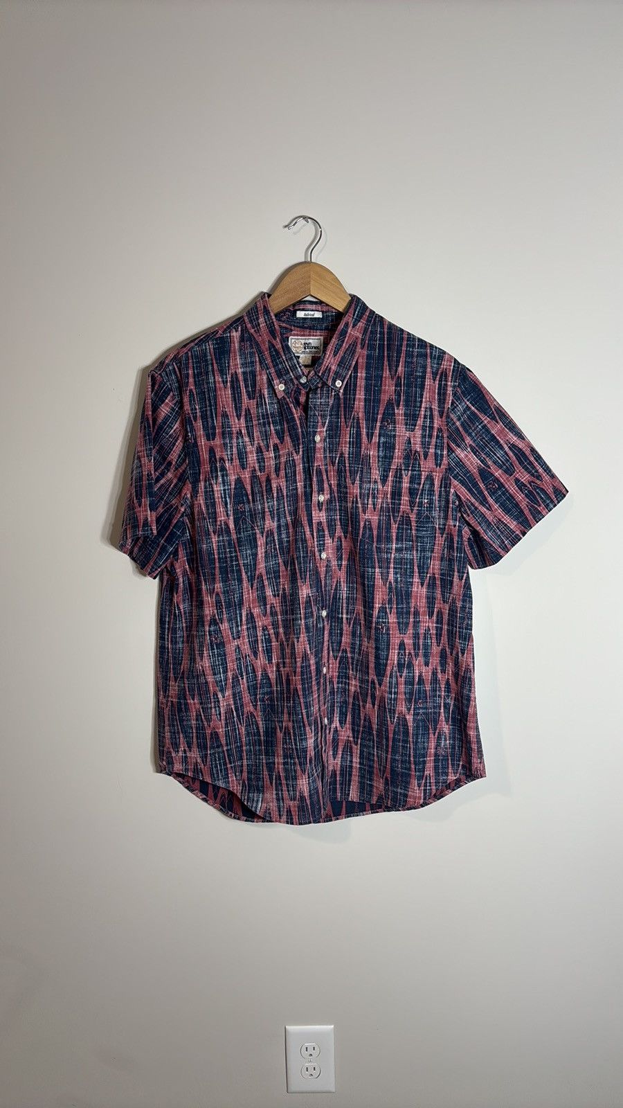 Reyn Spooner Reyn Spooner Reverse Surfboard Hawaiian Button Down Shirt Size US XL / EU 56 / 4 - 1 Thumbnail