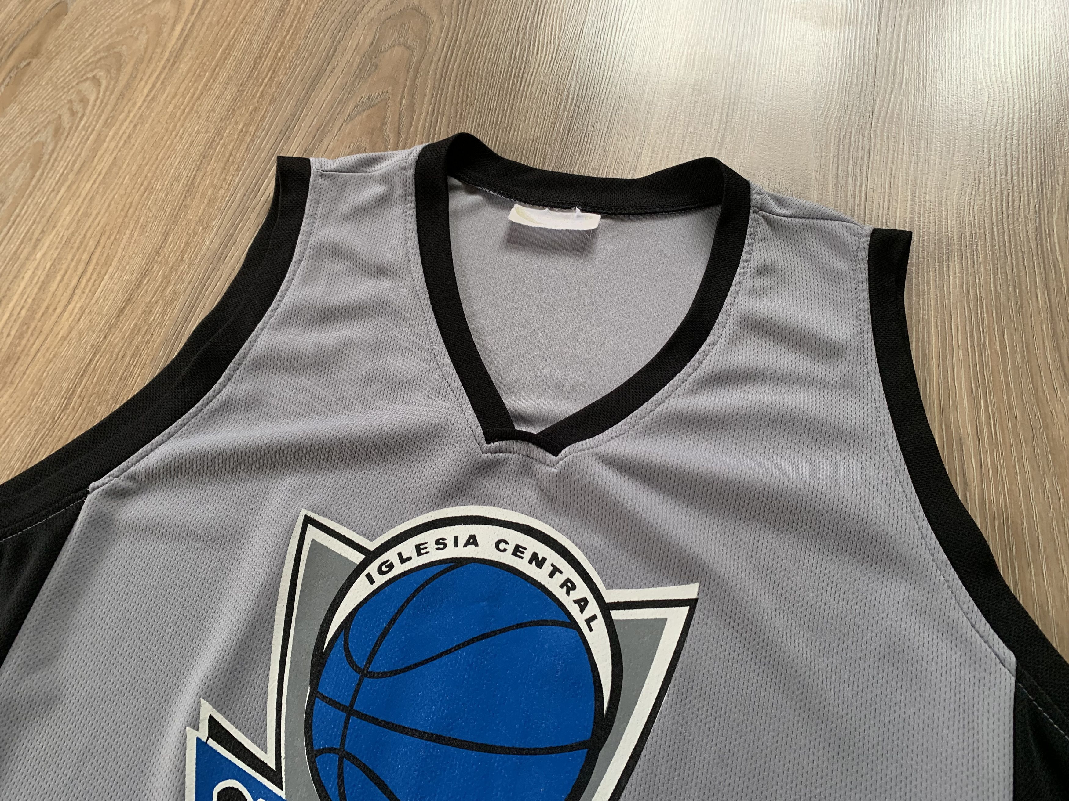 Other Iglesia Central Adventista Humor Jersey Size US L / EU 52-54 / 3 - 4 Thumbnail