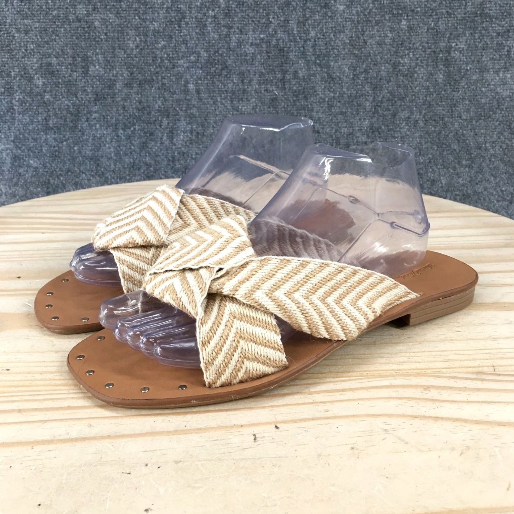 Vintage Universal Thread Sandals Womens 9 Louise Chevron Knotted Slide Yellow Stripe Size US 9 / IT 39 - 7 Thumbnail