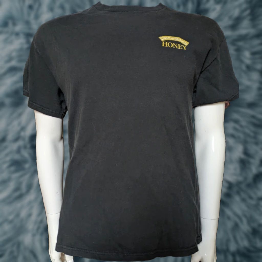 Delta Christian Brothers Honey Brandy T Shirt Large Mens Black Delta 100% Cotton Crew Neck Short Sleeve Shirt Decades Beer Bars Restaurants Holiday 36% ABV Size US L / EU 52-54 / 3 - 1 Thumbnail