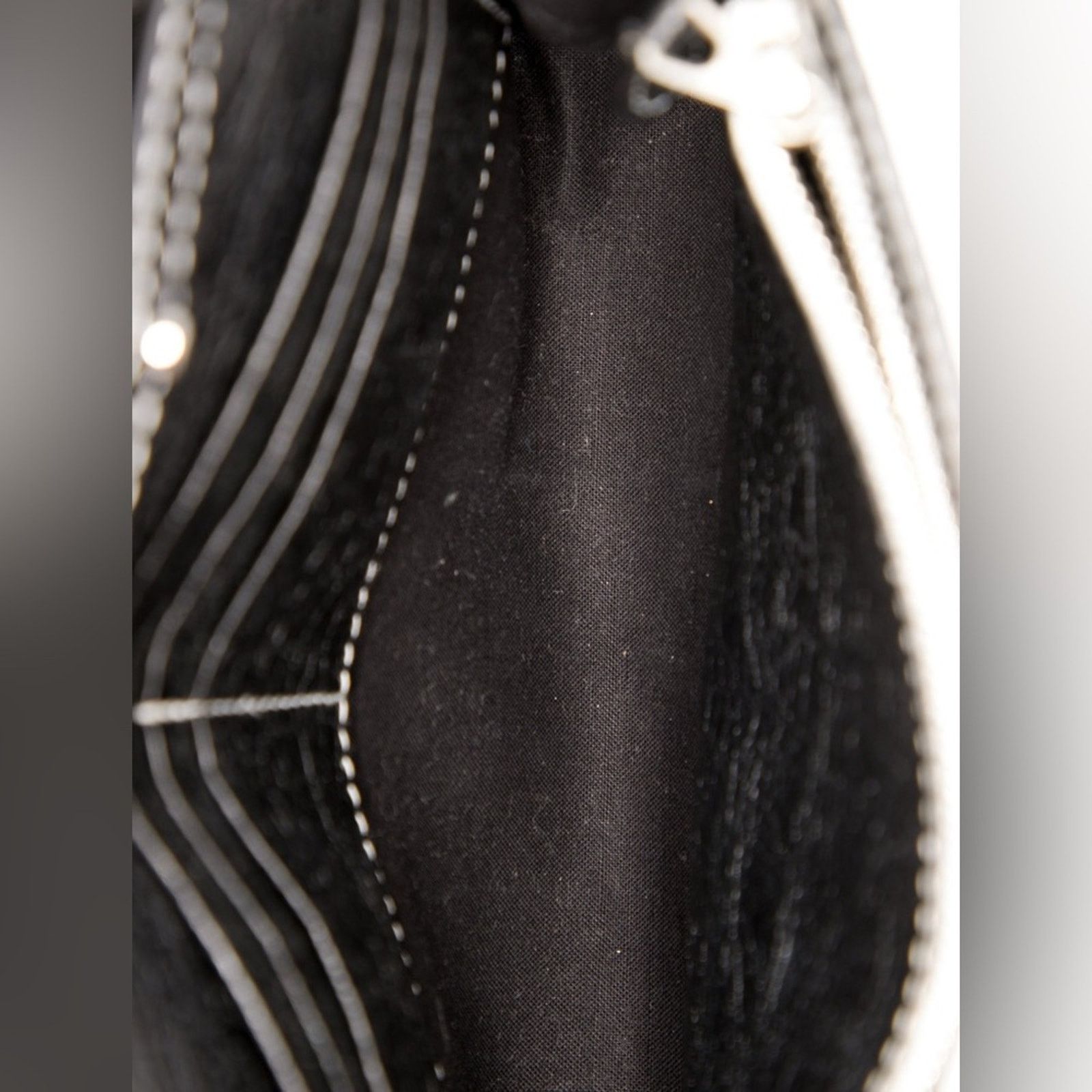 Balenciaga Balenciaga Lambskin Bazar Crossbody Stripe Wallet on Chain Size ONE SIZE - 6 Thumbnail