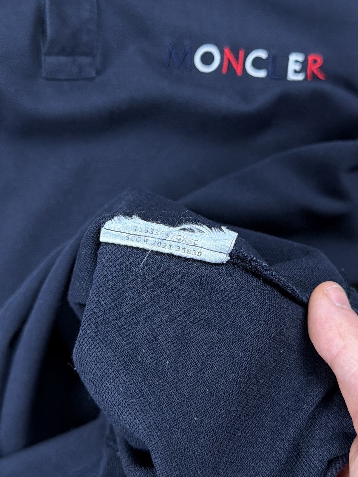 Moncler Navy Blue Moncler embroidered Polo Size US S / EU 44-46 / 1 - 5 Thumbnail