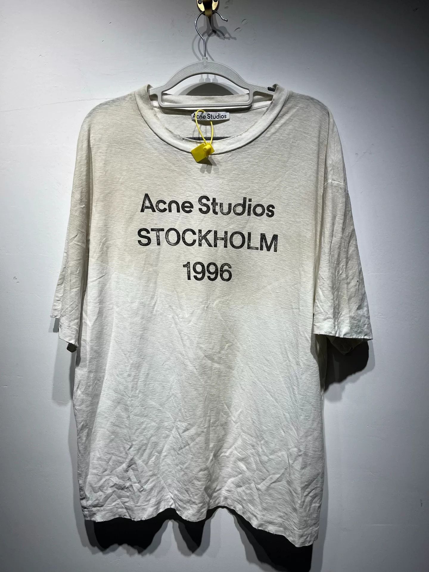 Acne Studios Acne Studios Printed T-Shirt M Men Size US M / EU 48-50 / 2 - 1 Thumbnail