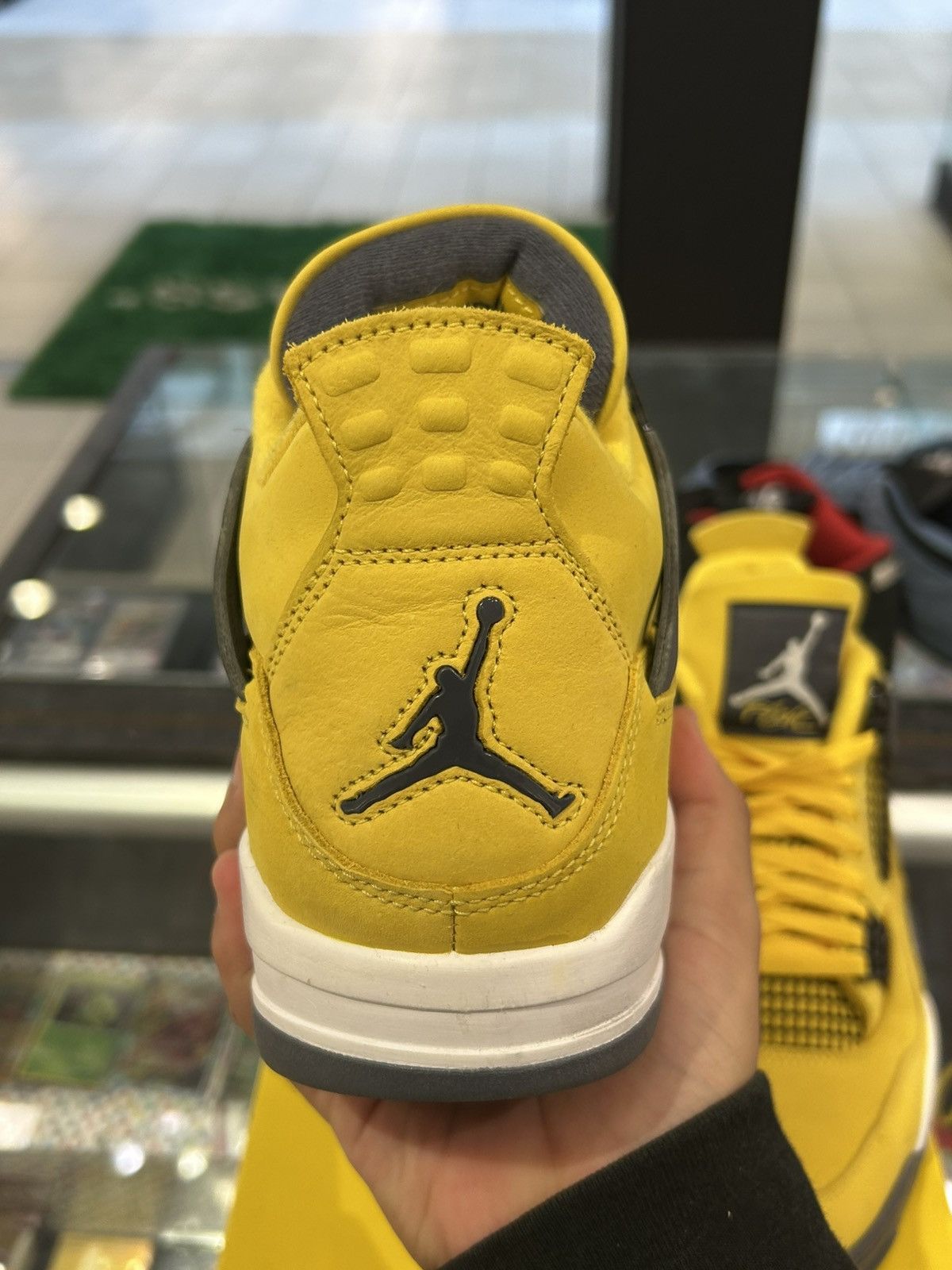 Jordan Brand Jordan 4 lightning 2021 Size US 9 / EU 42 - 8 Thumbnail