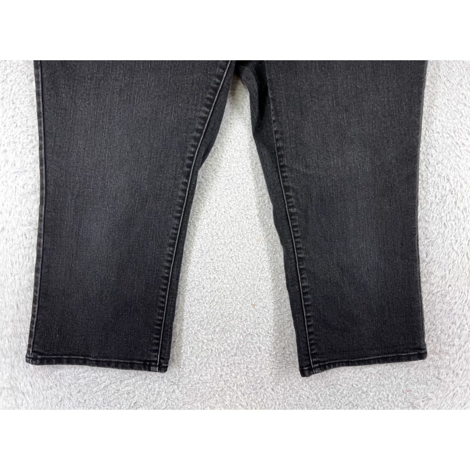 Coldwater Creek Coldwater Creek Jeans Womens 16 Black Denim Capri Cotton Blend Mid 33x22 Size 38" / US 16 / IT 52 - 5 Thumbnail