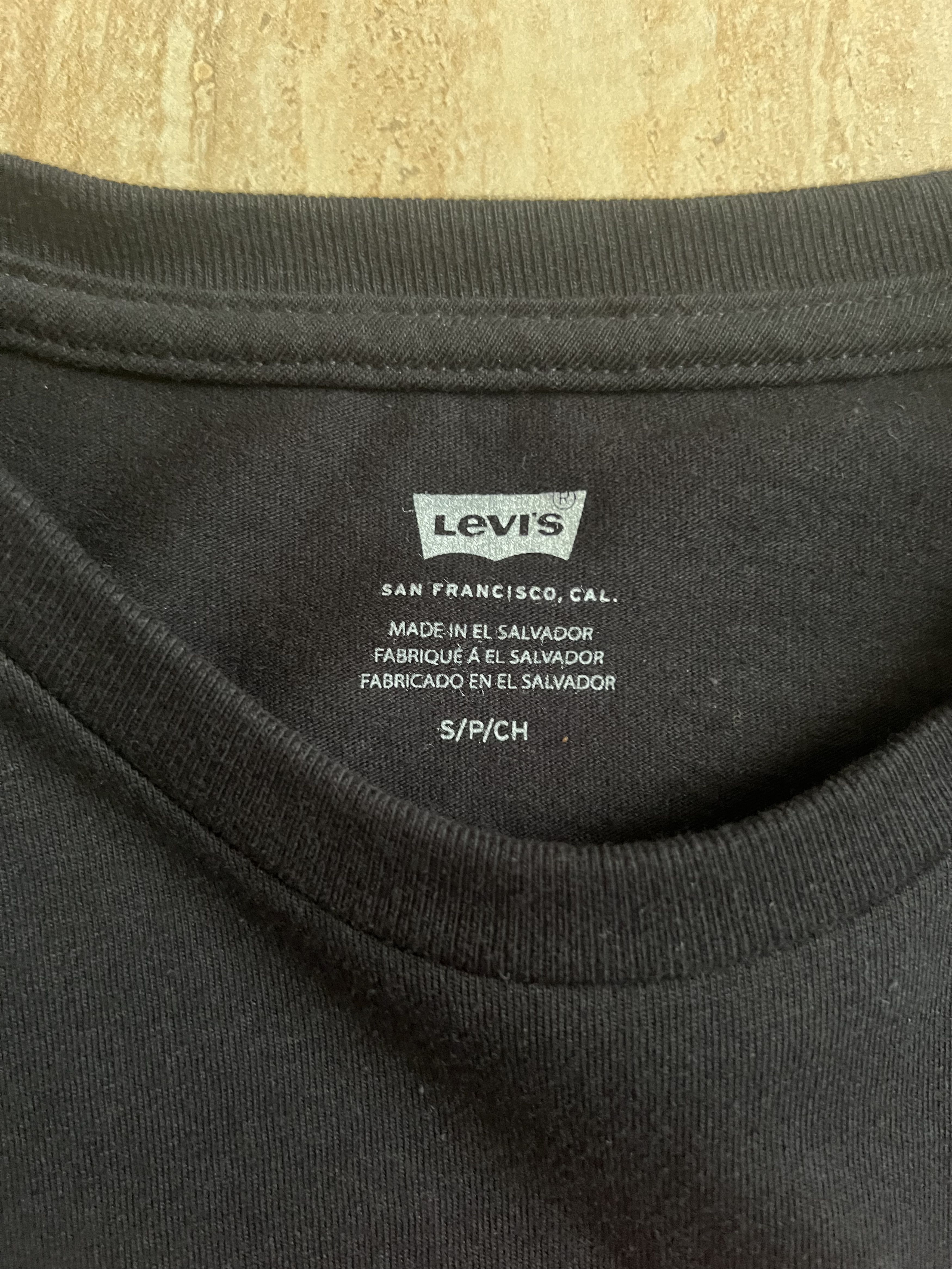 Levi's Levi’s Men’s T-Shirt Black Red Logo Tee Short Sleeve Size S Size US S / EU 44-46 / 1 - 3 Thumbnail