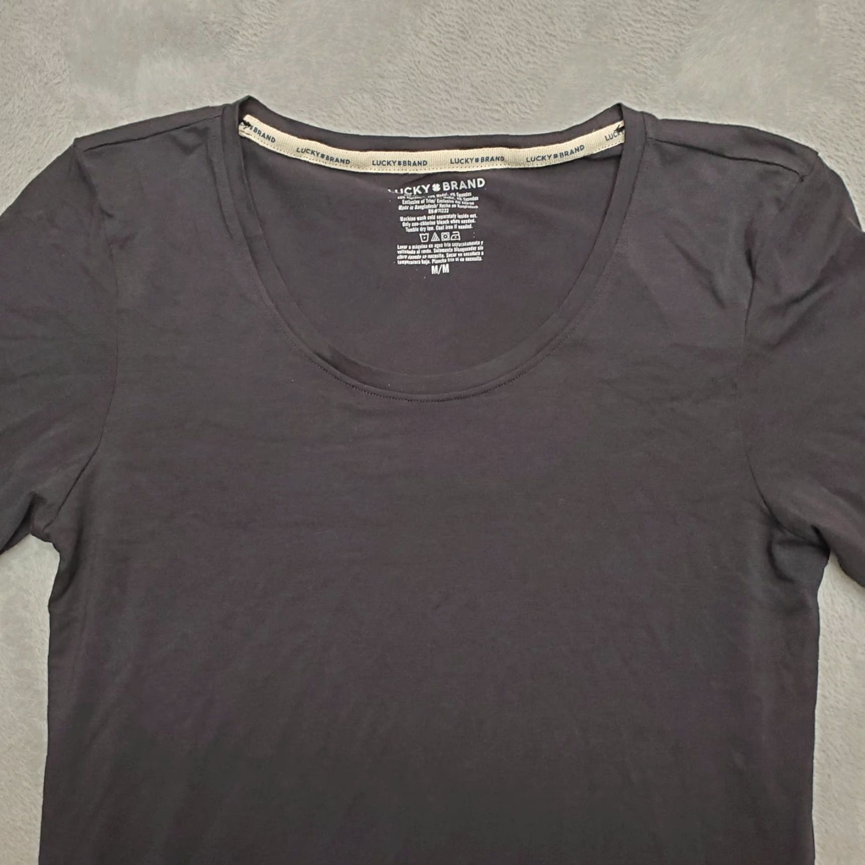 Lucky Brand Lucky Brand Shirt Womens Medium Black Performance Blend Stretch Long Sleeve TEE Size M / US 6-8 / IT 42-44 - 3 Thumbnail