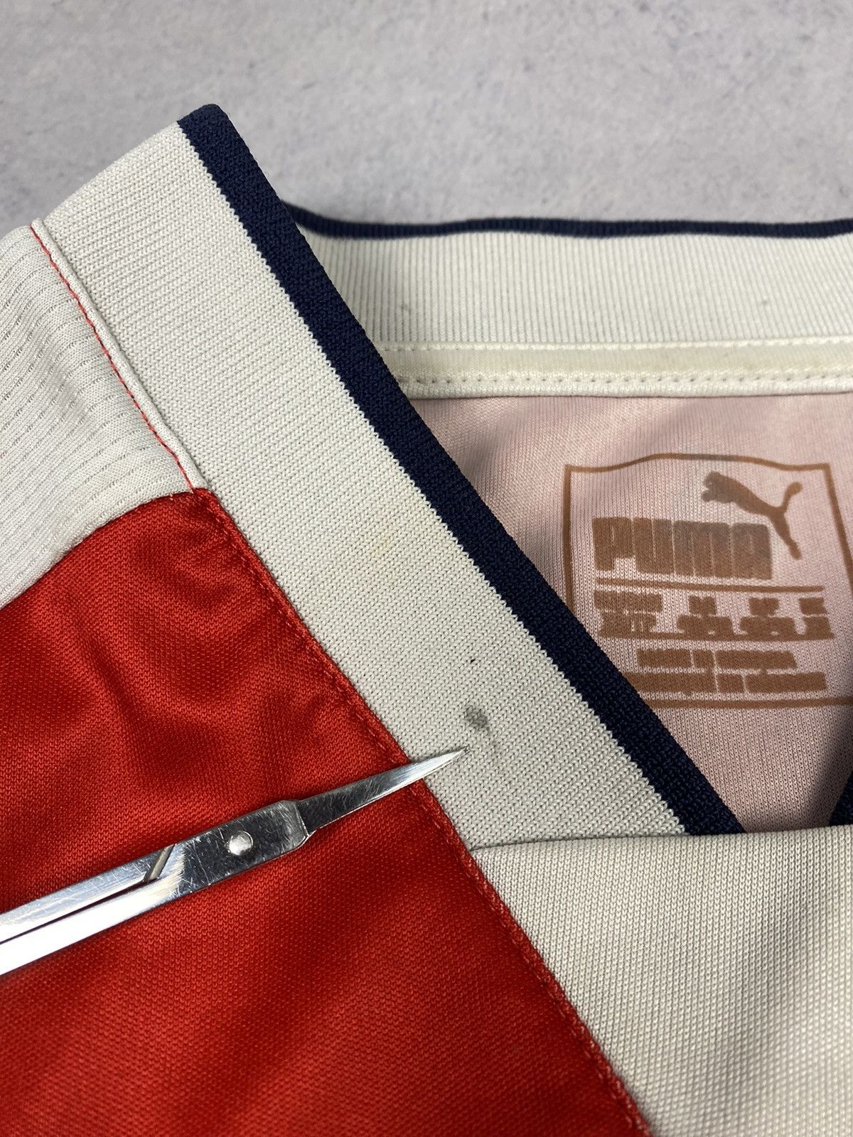 Puma Puma Arsenal Home Football Shirt Soccer Jersey Size US M / EU 48-50 / 2 - 12 Thumbnail