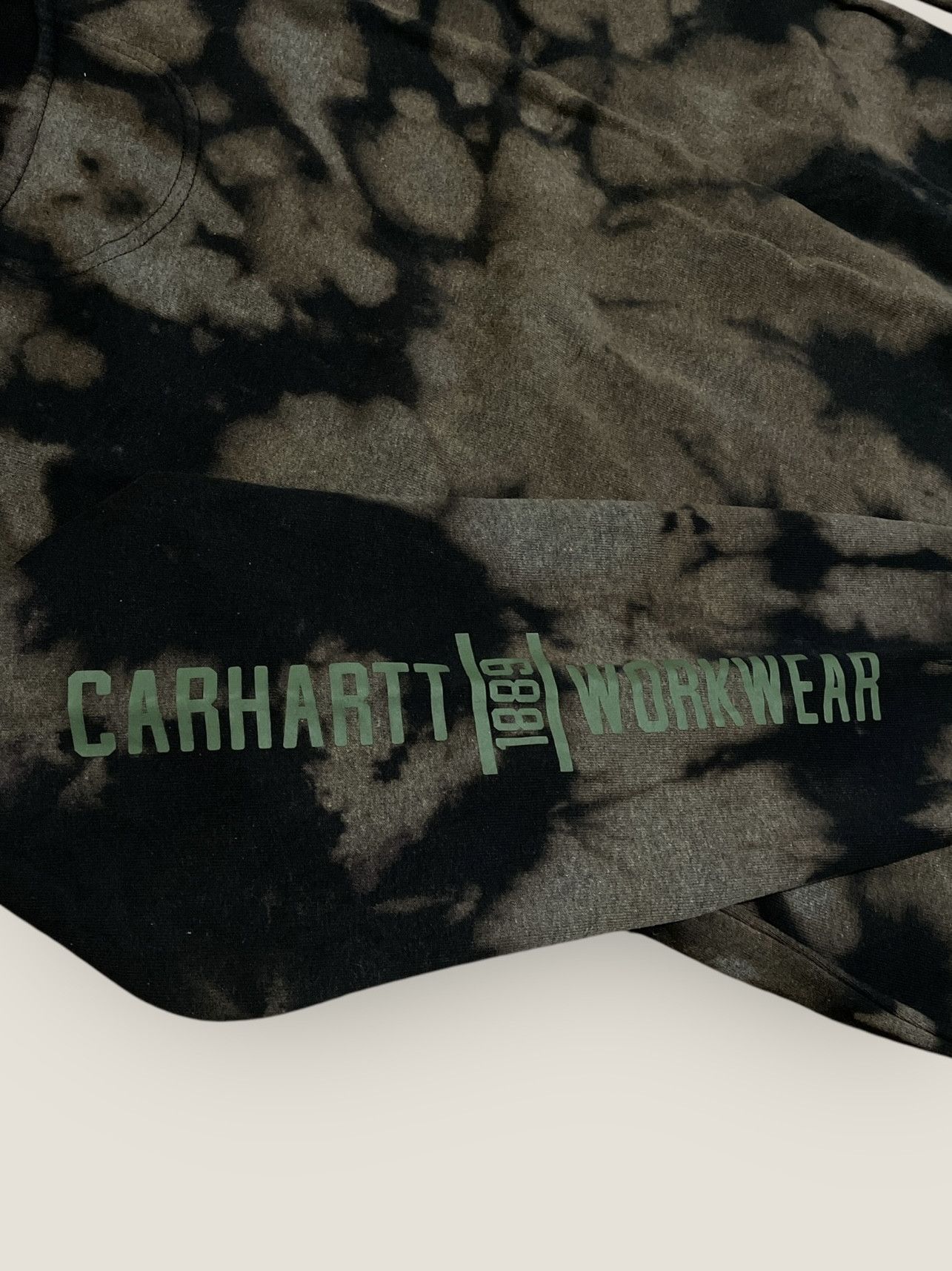 Carhartt Carhartt Camo Crewneck Sweater (M) Size US M / EU 48-50 / 2 - 3 Thumbnail