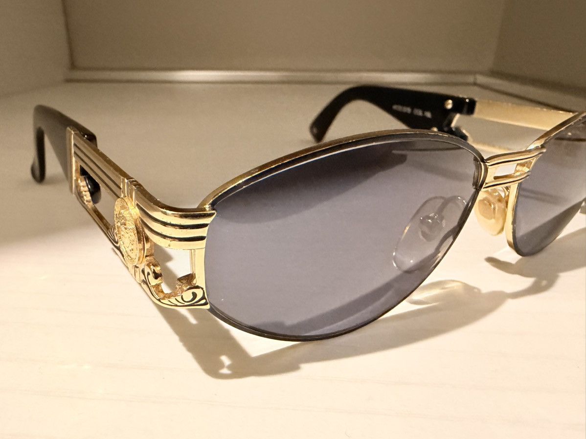 Versace Gianni varsace S75 col.16L gold black man sunglasses vintage Size ONE SIZE - 8 Thumbnail