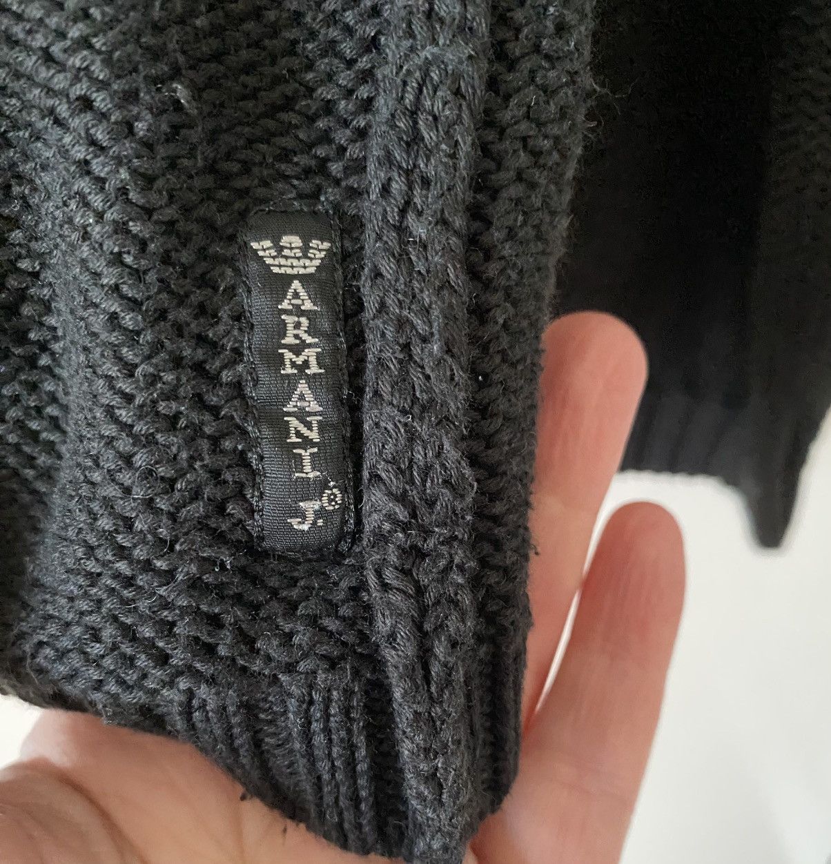 Armani Sweater Armani Size M / US 6-8 / IT 42-44 - 2 Thumbnail