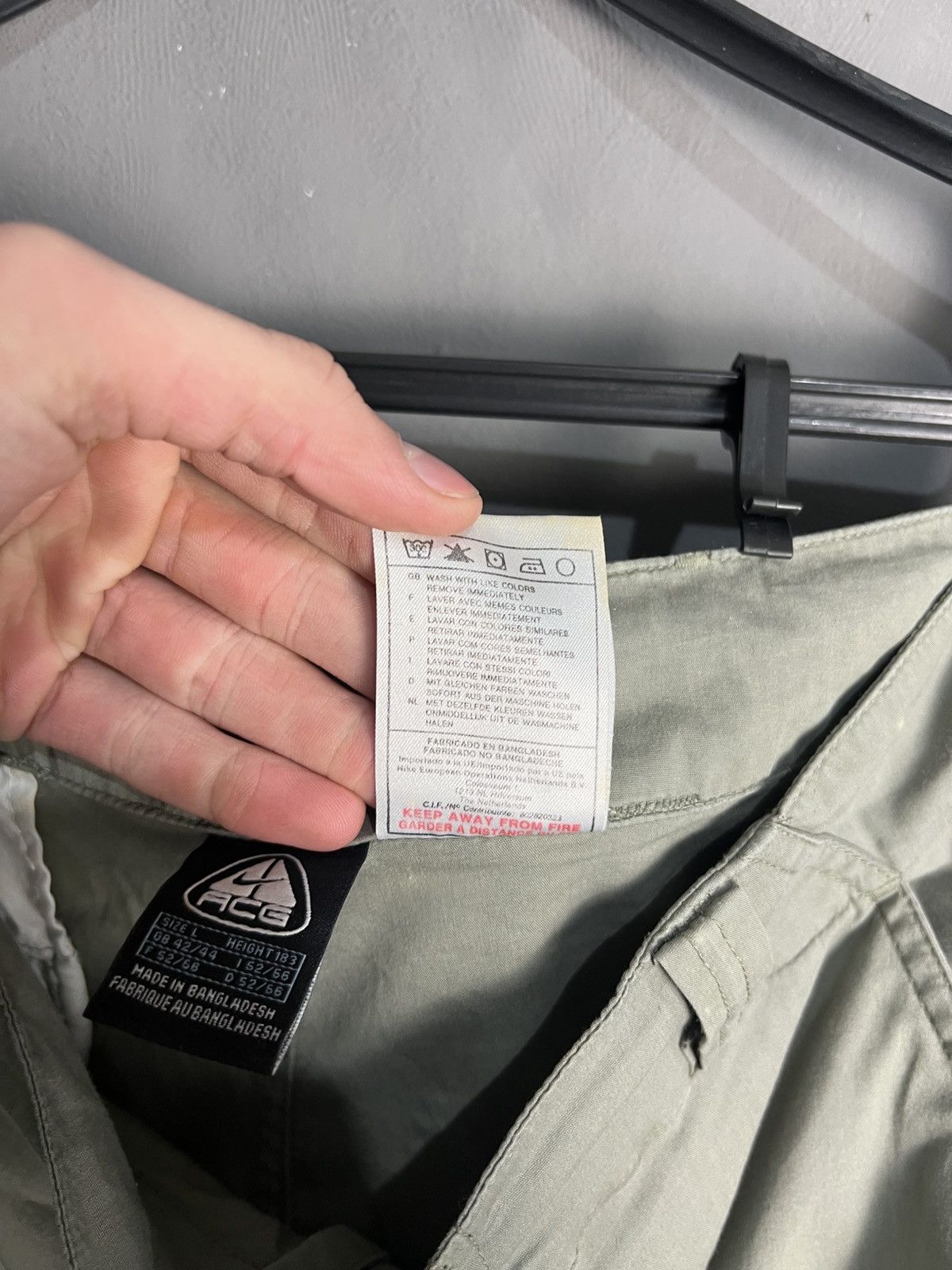 Nike Vintage Nike Acg Cargo Pants Drill Y2K Men’s Drill Nylon Size US 34 / EU 50 - 9 Thumbnail