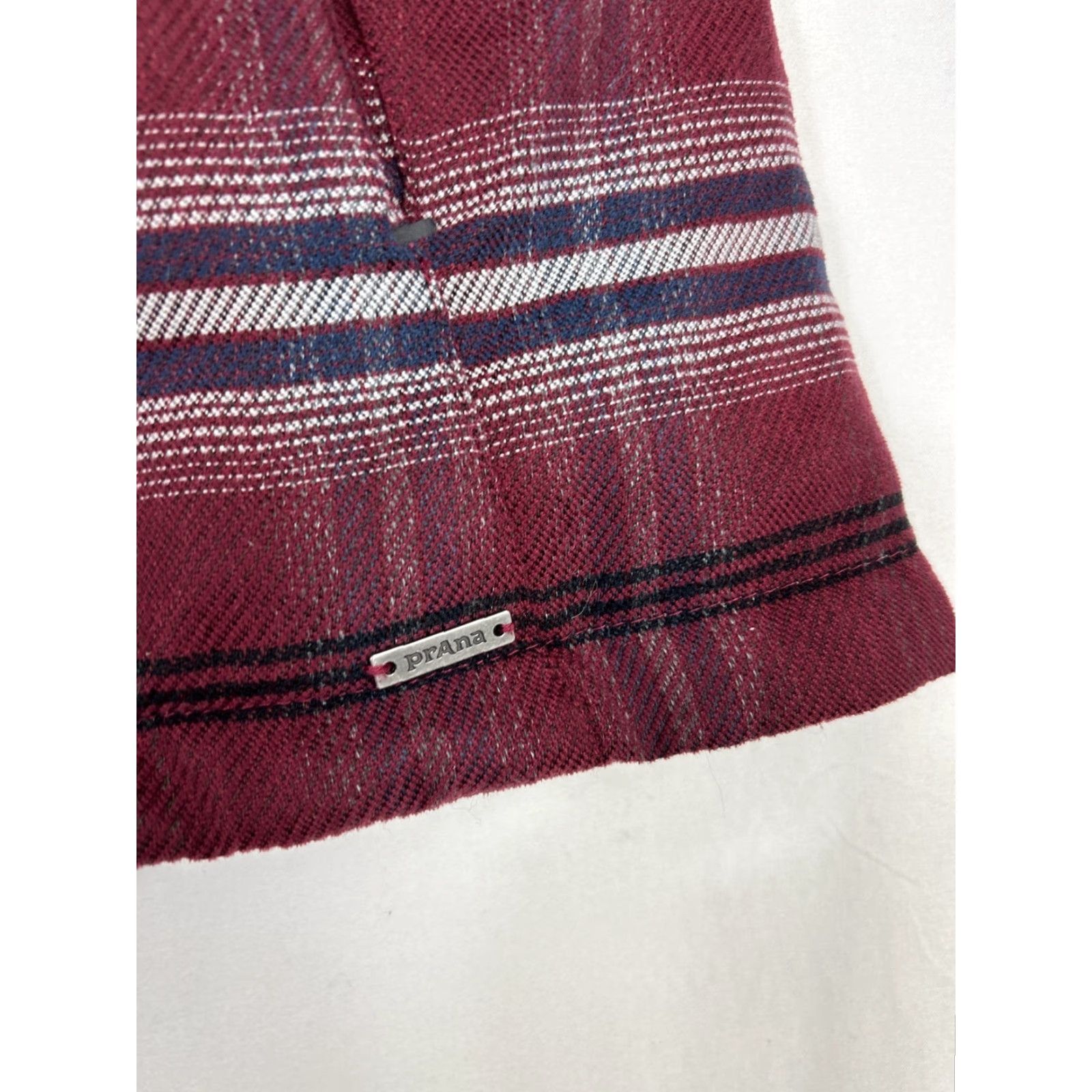 Prana PRANA Showdown Striped Plaid Red Down Puffer Jacket Women's XS Size XS / US 0-2 / IT 36-38 - 6 Thumbnail