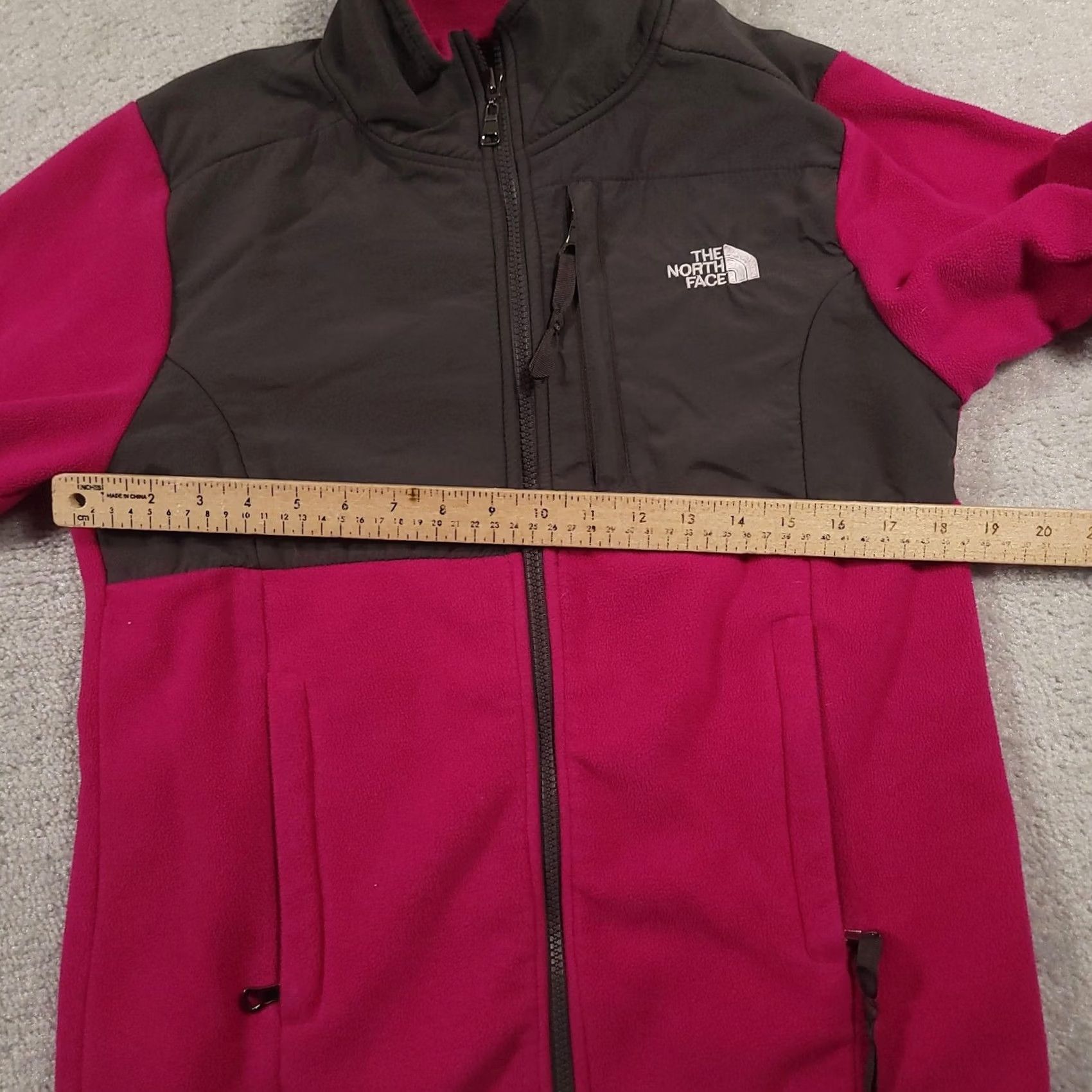 The North Face VINTAGE? No — North Face Jacket Womens Small Pink Black Fleece Softshell Full Zip Outdoors Size S / US 4 / IT 40 - 3 Thumbnail