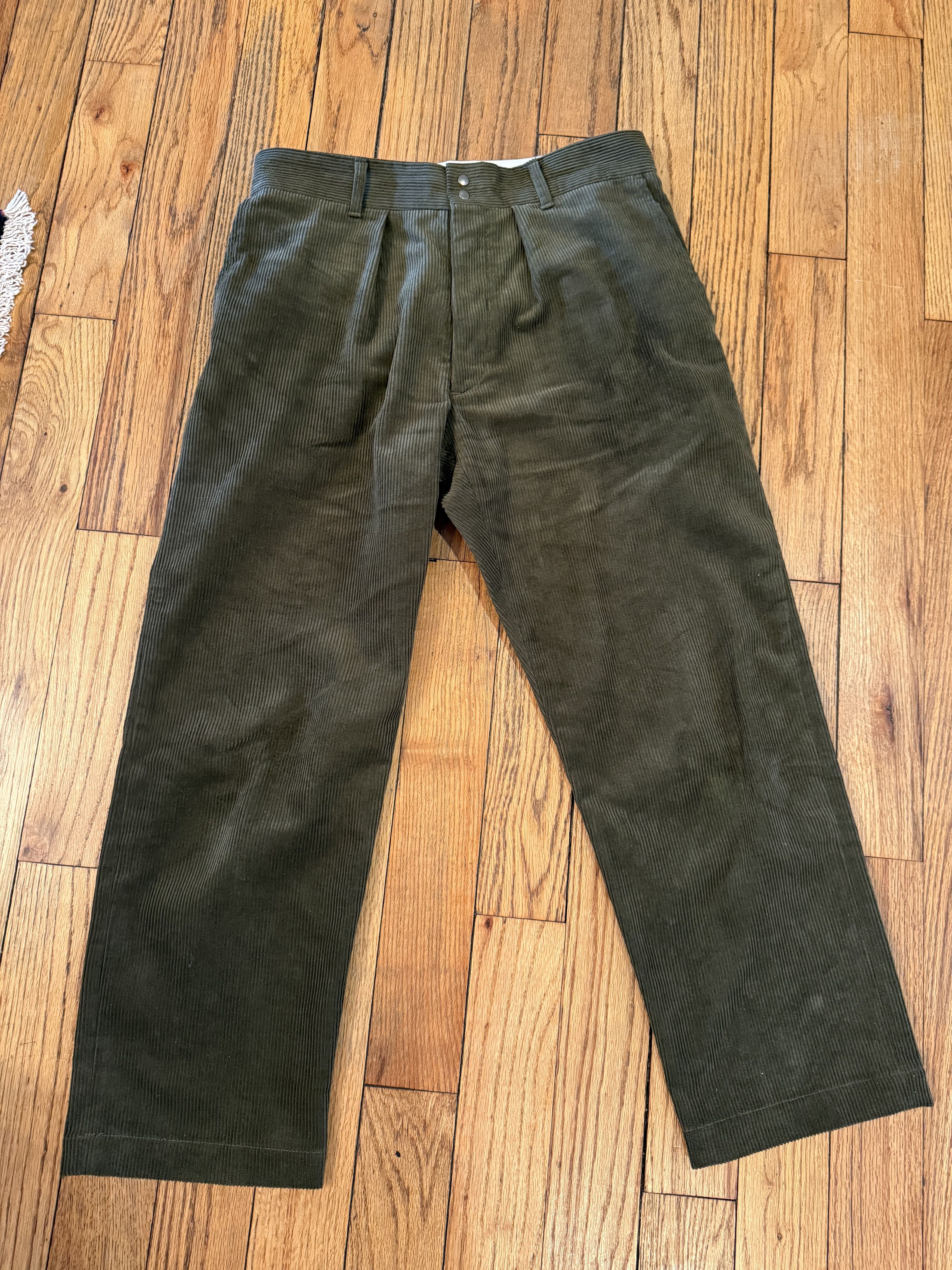 Fujito Wide Slacks Olive Green Corduroy Size US 32 / EU 48 - 1 Thumbnail