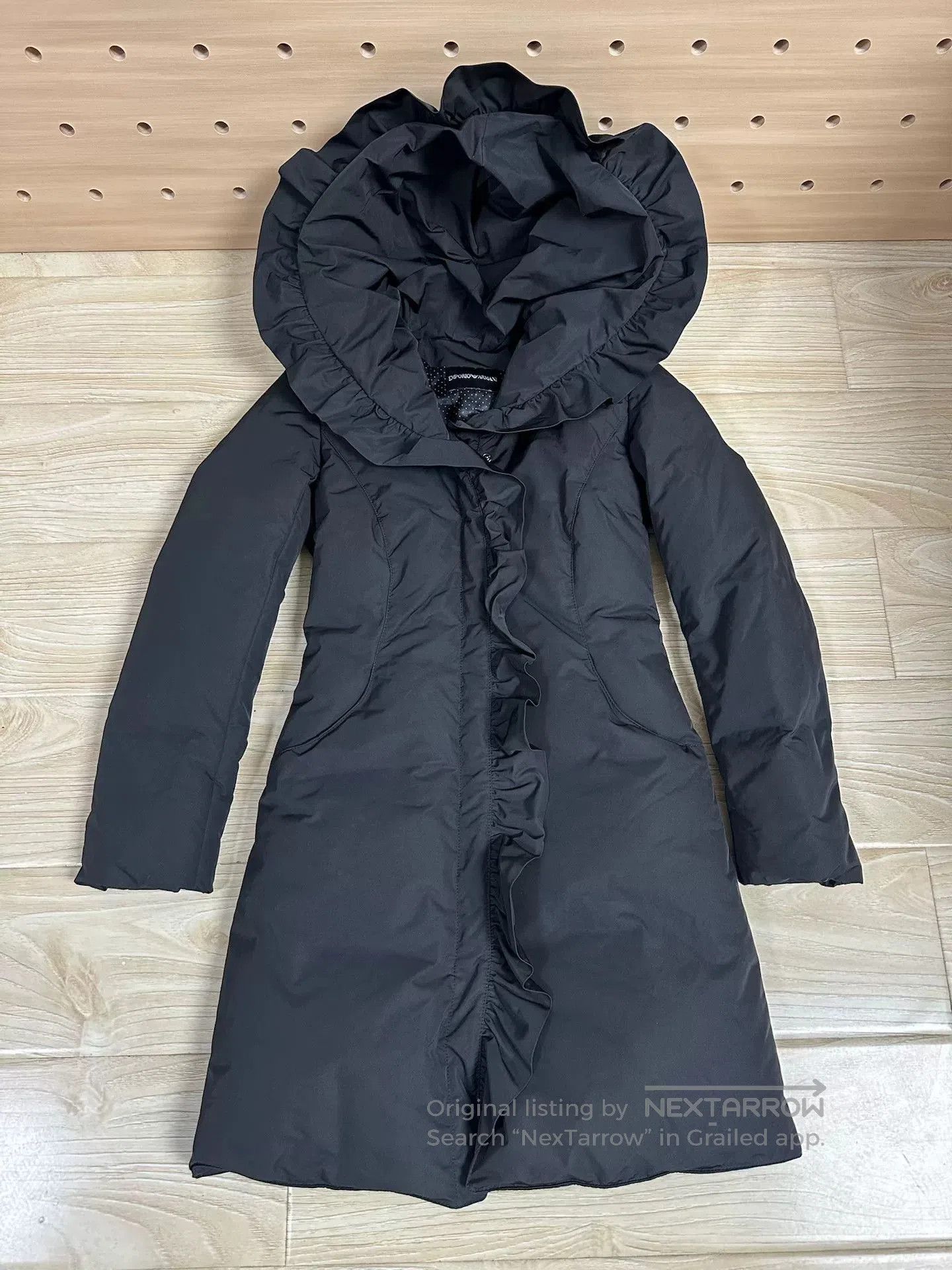 Emporio Armani Emporio Armani Lace Down Jacket. Size S / US 4 / IT 40 - 1 Thumbnail