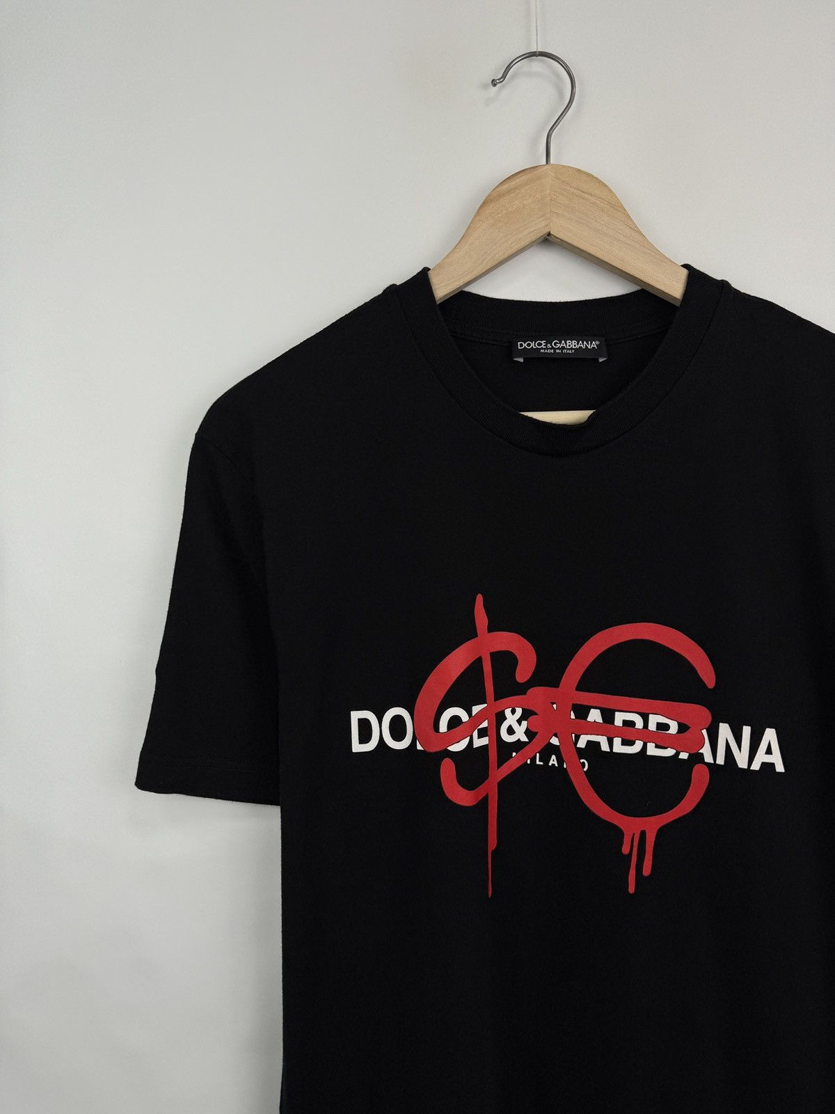 Dolce & Gabbana 🇮🇹 Sfera Ebbasta Dolce & Gabbana Milano T-Shirt Made in Italy Size US M / EU 48-50 / 2 - 7 Thumbnail