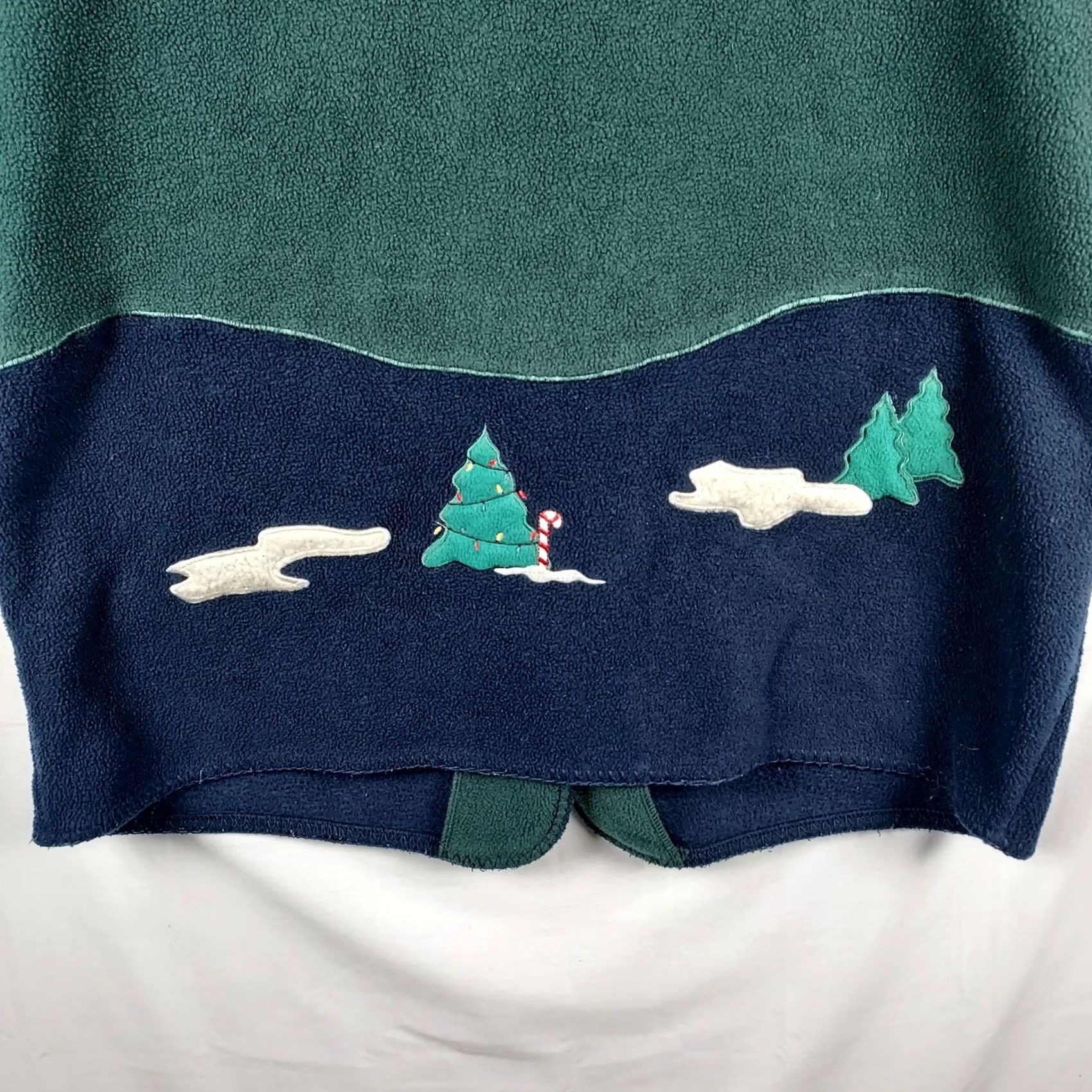 Vintage Karen Scott Christmas Fleece Jacket Women’s M Green Embroidered Cabin Tree Cardigan Sweater Holiday Winter Womens Size M / US 6-8 / IT 42-44 - 4 Thumbnail