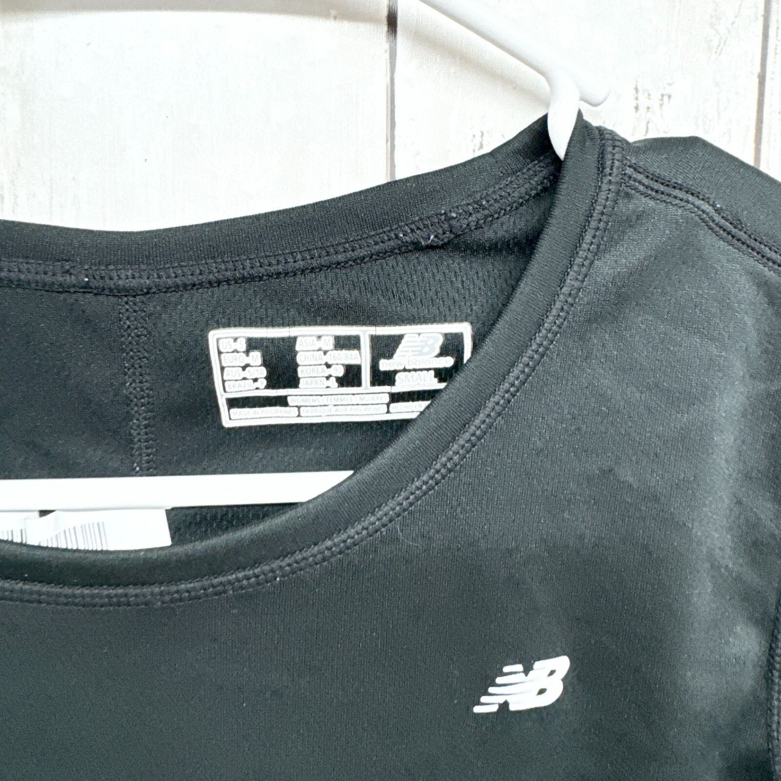 New Balance New Balance Top Small Long Sleeve Black Base Layer Thermal Size S / US 4 / IT 40 - 2 Thumbnail