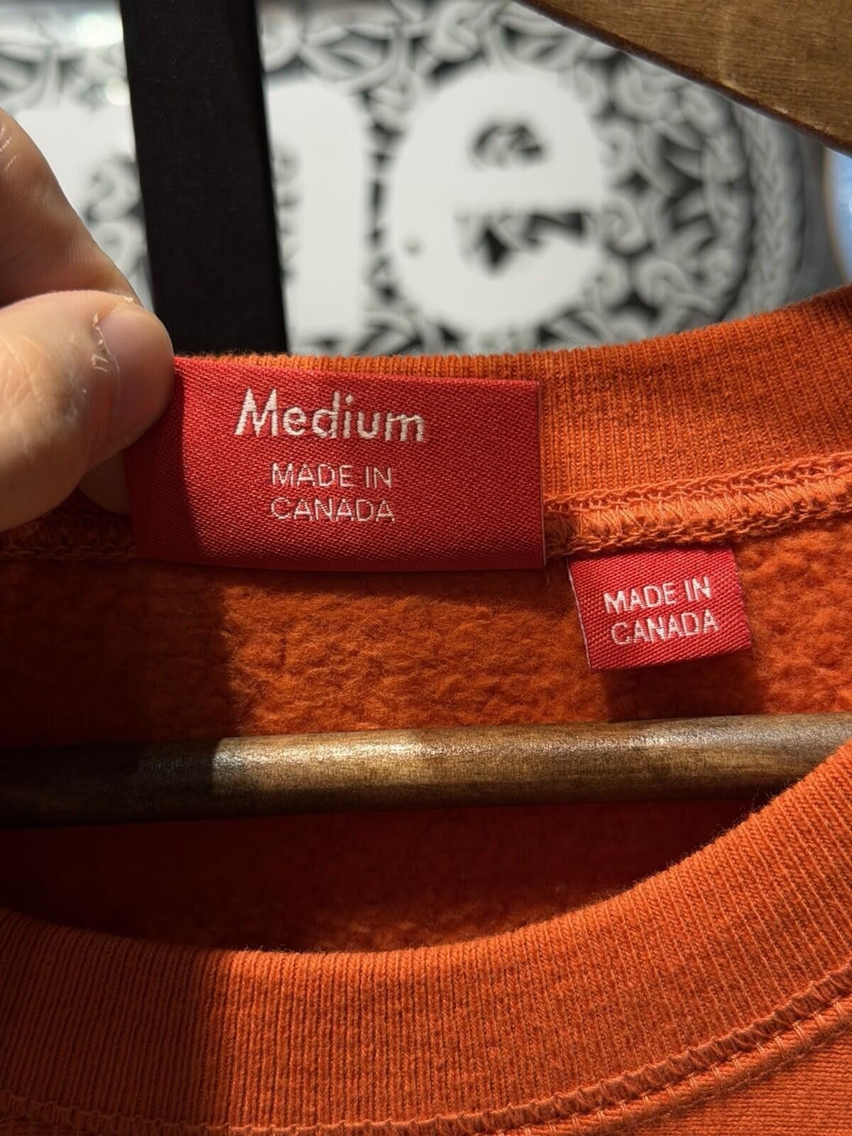 Supreme Supreme Crew Neck Sweatshirt Orange Knicks NYC Medium Size US M / EU 48-50 / 2 - 9 Thumbnail