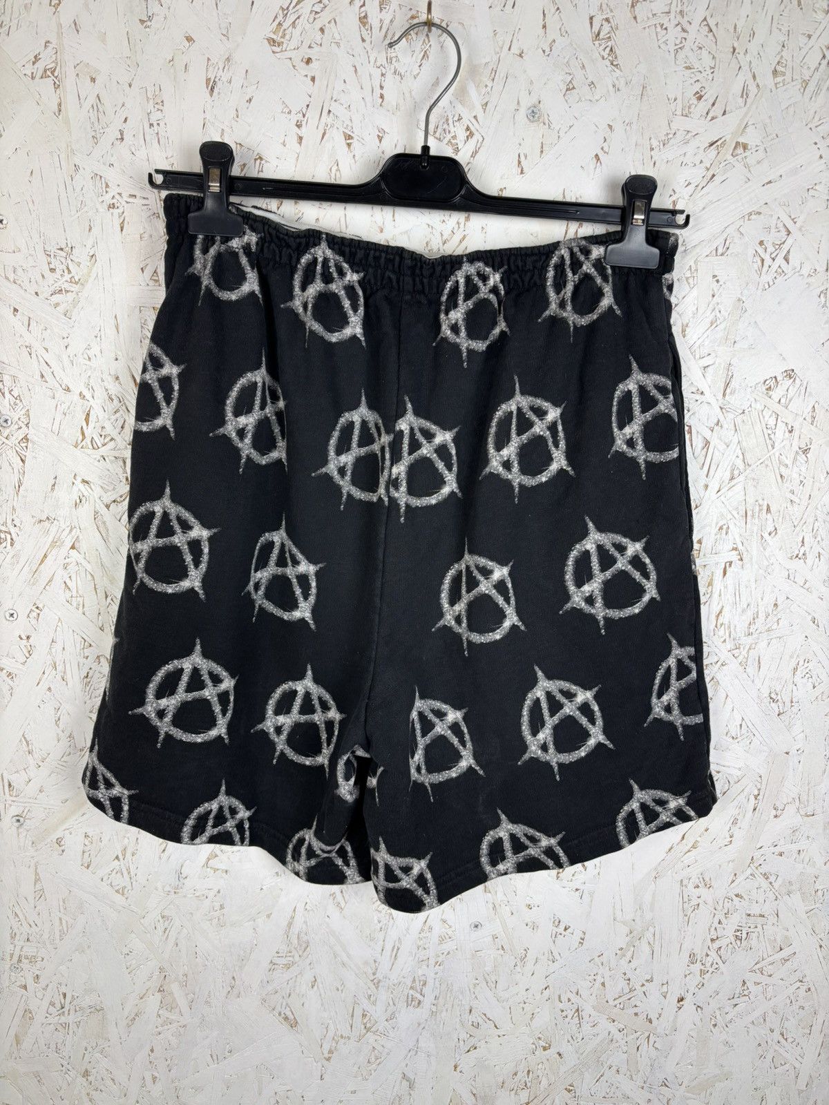 Revenge Revenge Anarchy Allover Print AOP Shorts Size US 36 / EU 52 - 3 Thumbnail
