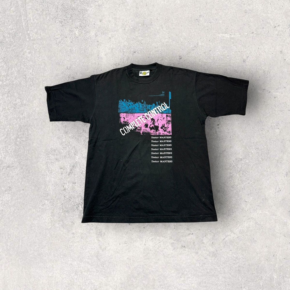 Dr. Martens Vintage Dr Martens tee Size US M / EU 48-50 / 2 - 1 Thumbnail