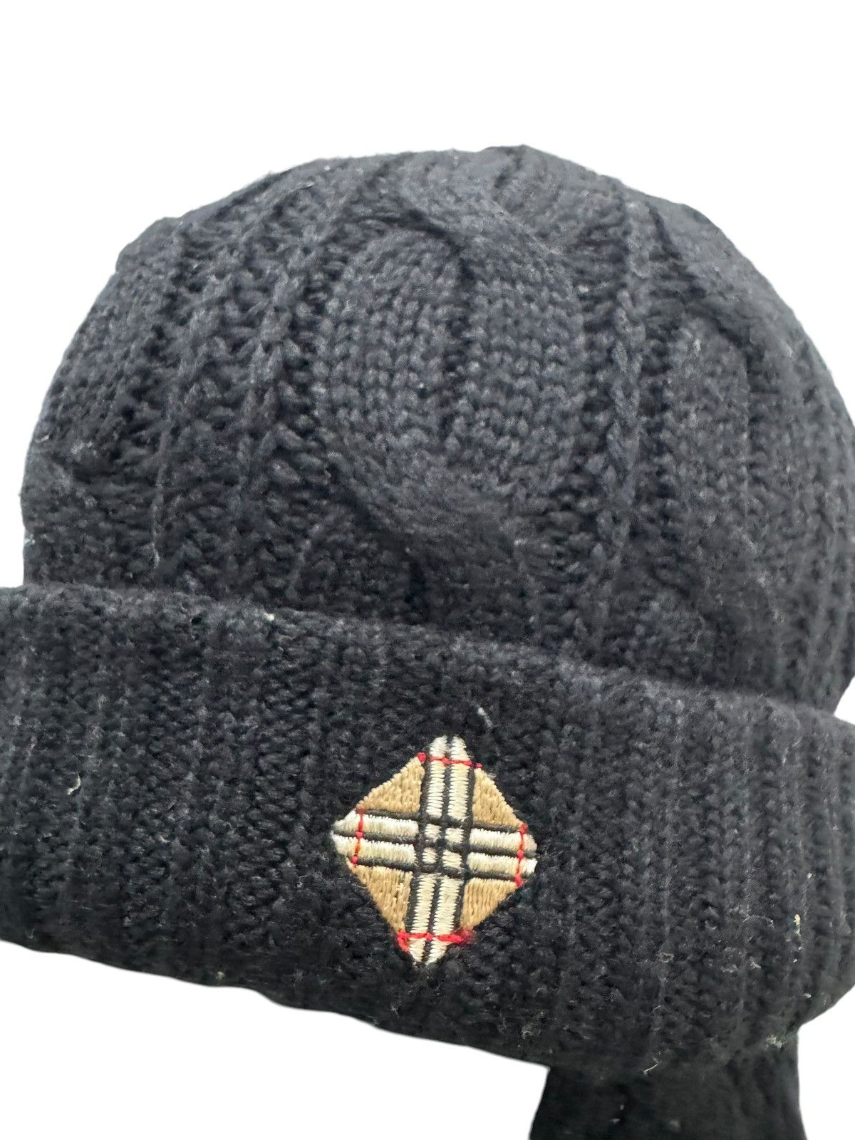 Burberry × Designer BUBERRY LONDON CABLE KNIT BEANIE EMBROIDERED TARTAN DESIGN Size ONE SIZE - 5 Thumbnail
