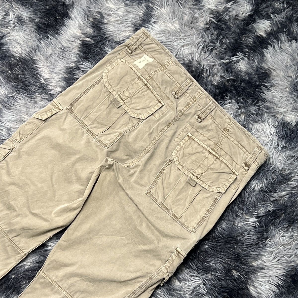 Uniqlo Uniqlo Double Knee MultiPocket Cargo Pants Size US 34 / EU 50 - 4 Thumbnail