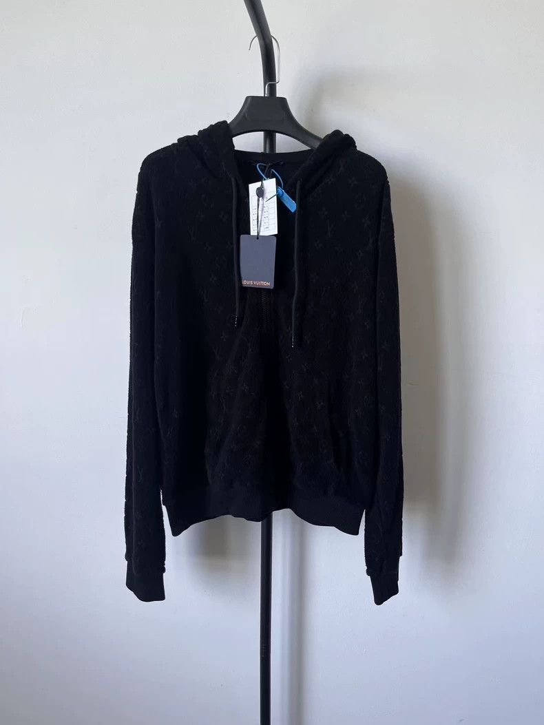 Louis Vuitton Louis Vuitton Black full print towel zipper jacket Size US S / EU 44-46 / 1 - 1 Thumbnail