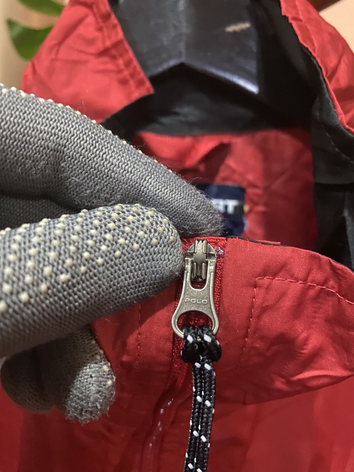 Ralph Lauren Sport Vintage Polo Sport Ralph Lauren Red Windbreaker Jacket 90s Size US L / EU 52-54 / 3 - 5 Thumbnail