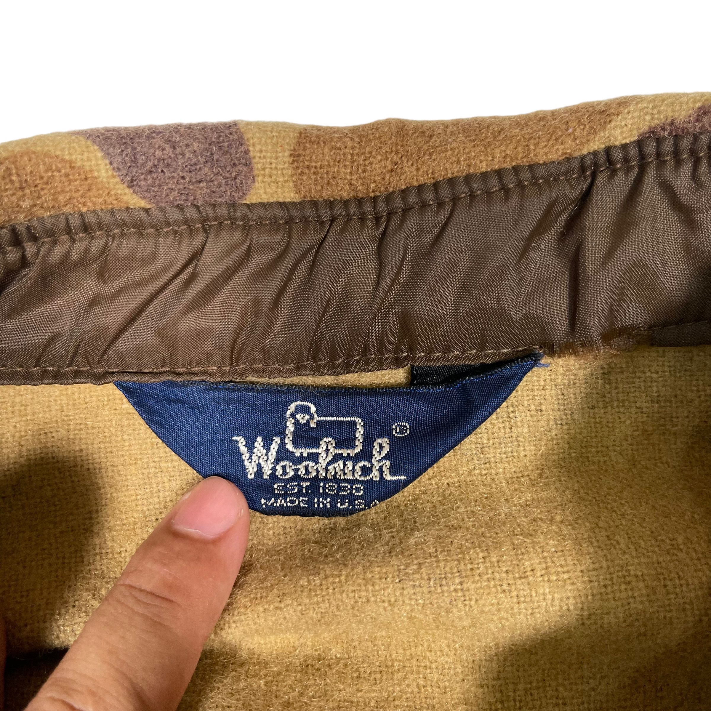 Vintage × Woolrich Woolen Mills Vintage 1980s Woolrich Camouflage Wool Button Up Shirt Size US L / EU 52-54 / 3 - 6 Thumbnail