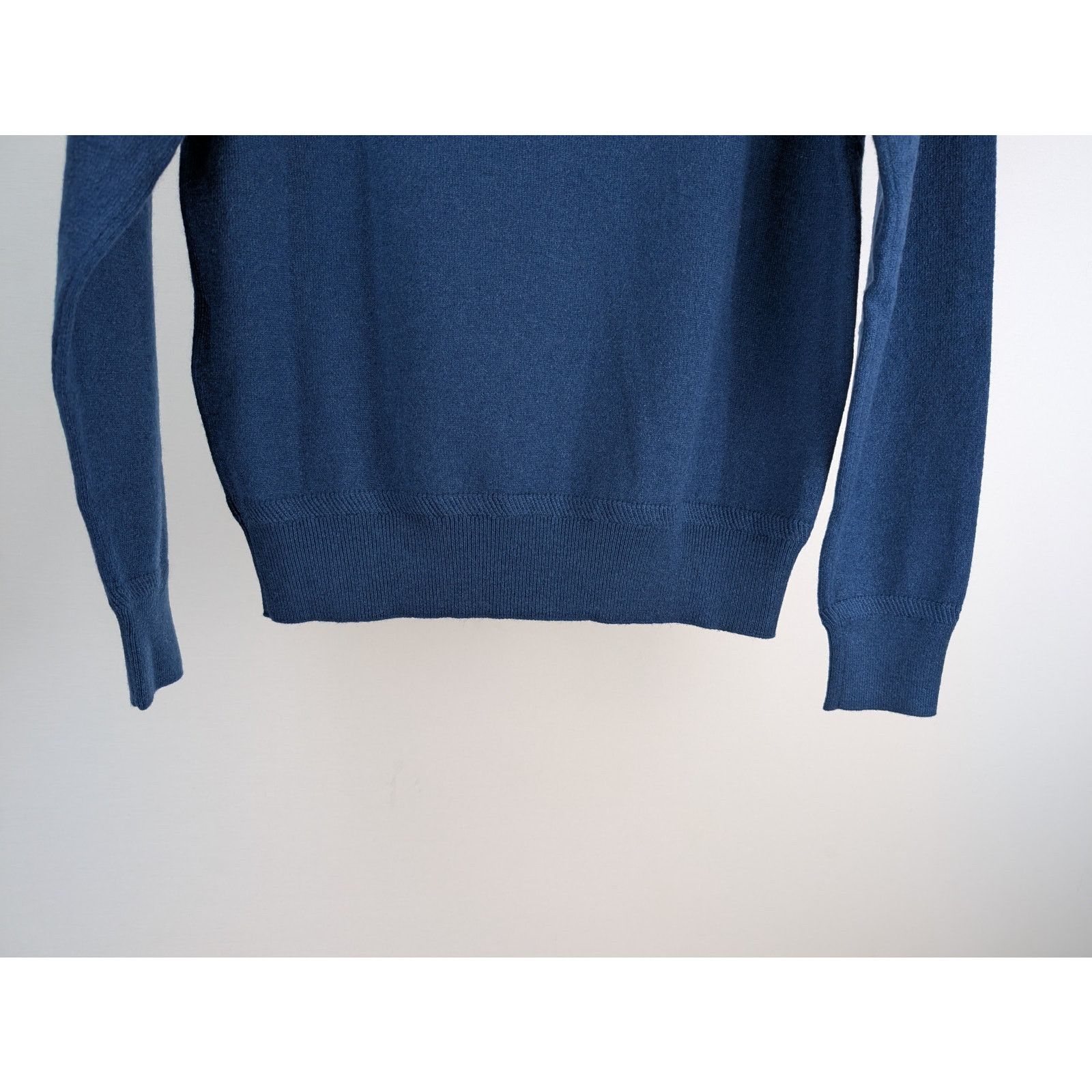 Tom Ford o1rshd1 V-Neck Turtle Neck Sweatshirt in Blue Size US M / EU 48-50 / 2 - 12 Thumbnail