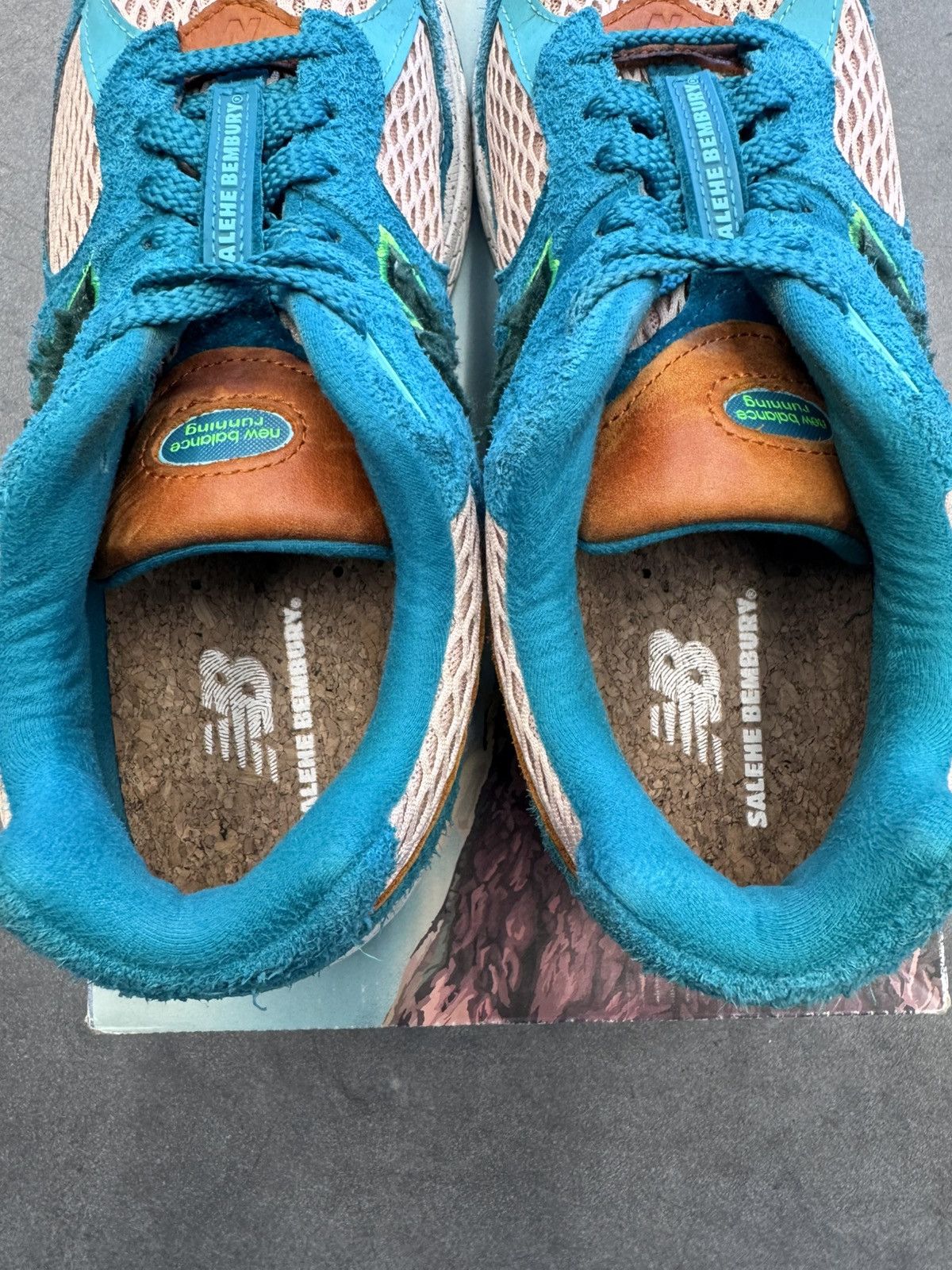 New Balance × Salehe Bembury 2021 New Balance 2002R Salehe Bembury Water Be The Guide Size US 10 / EU 43 - 4 Thumbnail