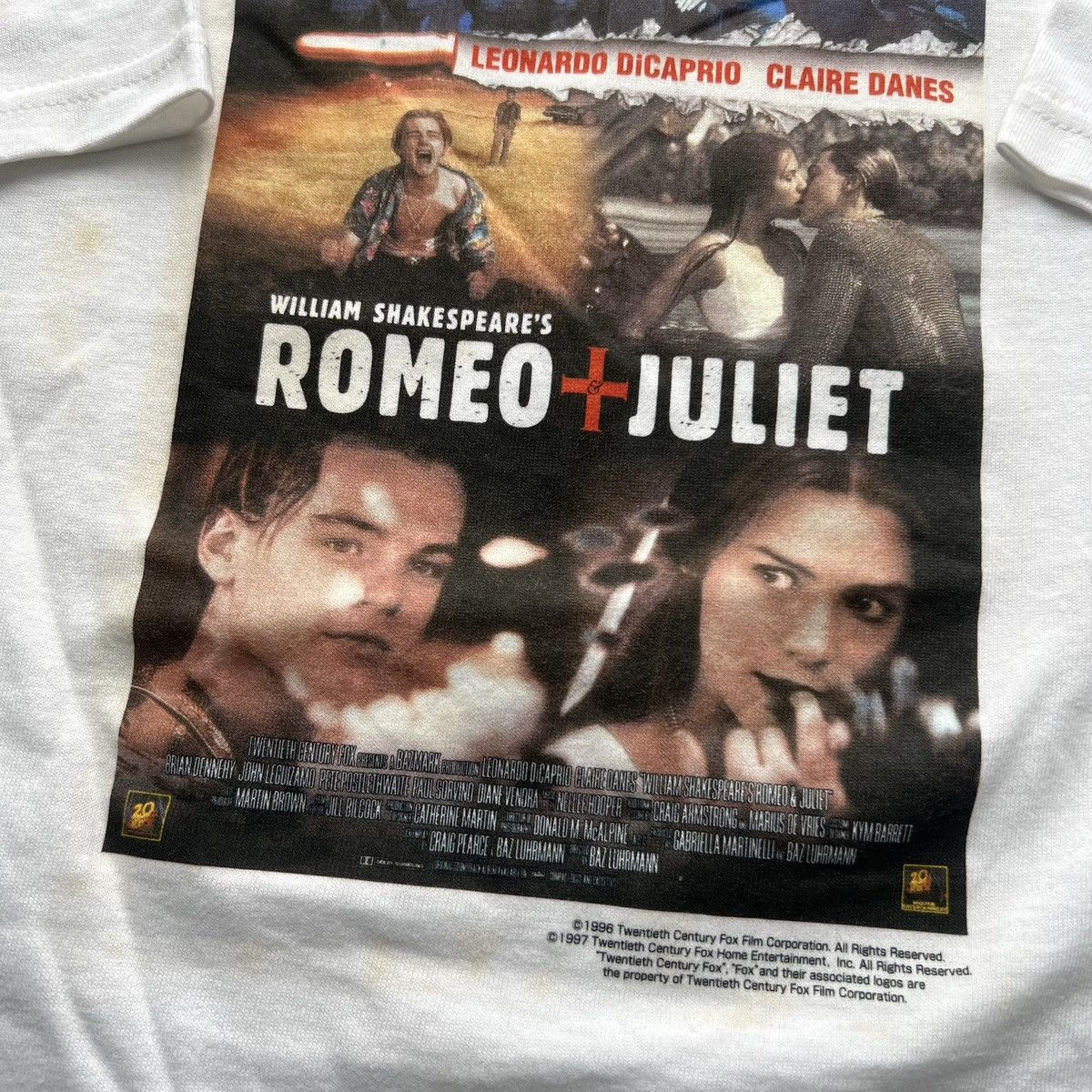 Vintage Romeo and Juliet movie shirt Leonardo Dicaprio 1997 Size US M / EU 48-50 / 2 - 4 Thumbnail