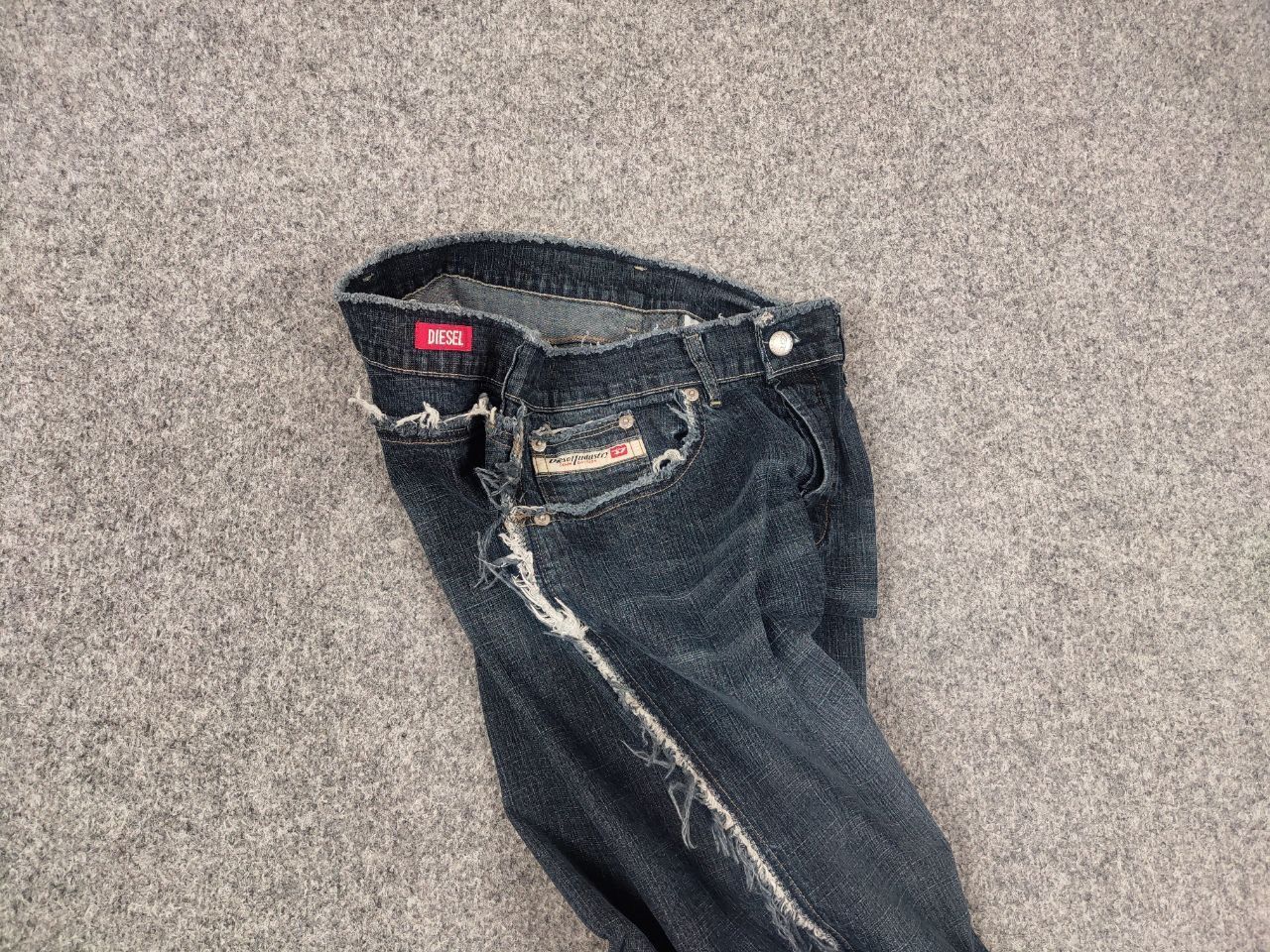 Diesel Rare Vintage Diesel Distressed Denim Flared Jeans Y2k Style Size 32" / US 10 / IT 46 - 4 Thumbnail