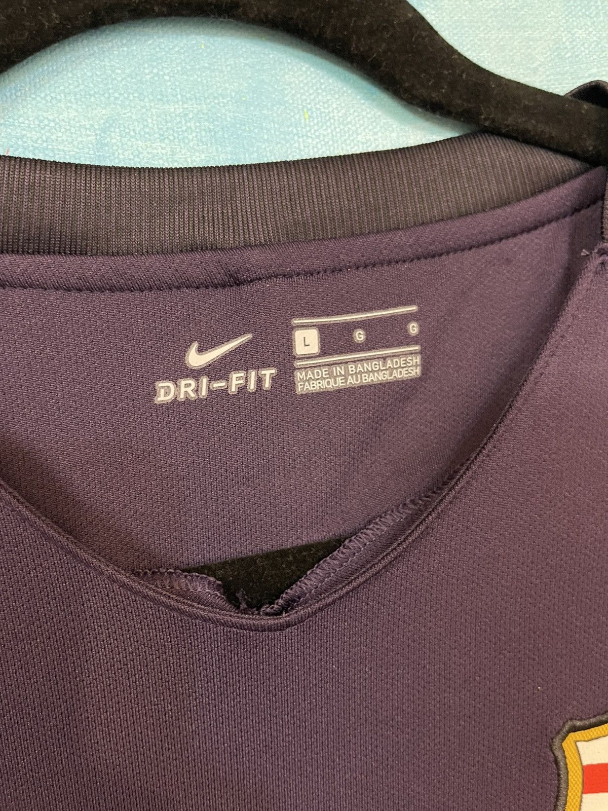 Nike Nike Barcelona Away football Jersey 2016 Men’s size L Size US L / EU 52-54 / 3 - 5 Thumbnail