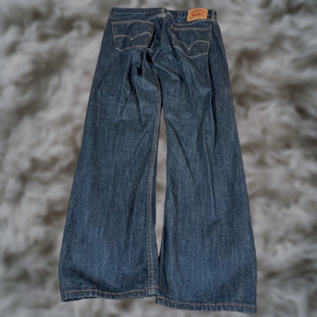 Levi's Levi's 514 Slim Straight Jeans Mens 34x33 34 Inseam Low Rise Denim Blue Slimming Button Zip 5-Pocket Logo Straight Jeans Men Size US 34 / EU 50 - 1 Thumbnail