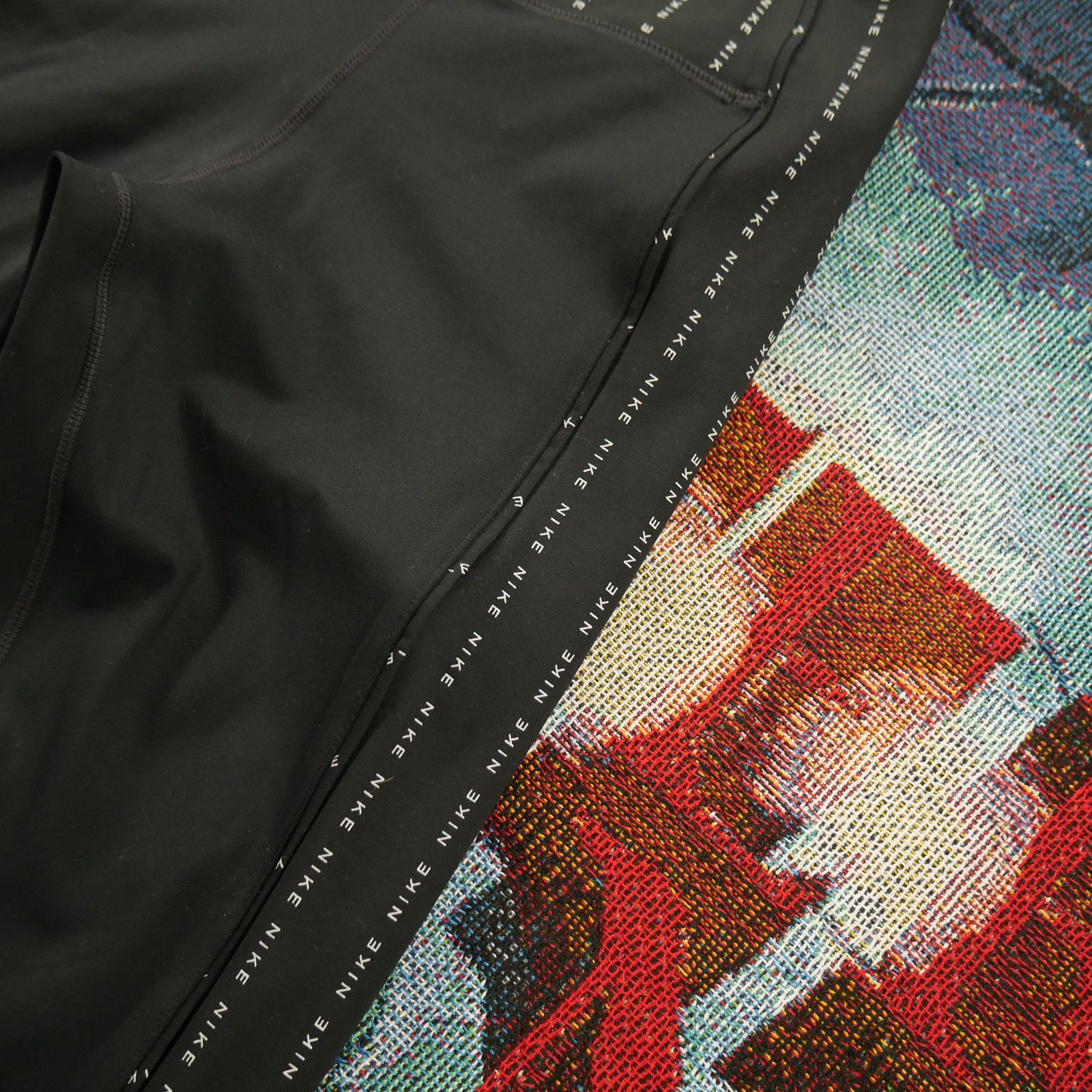 Nike Nike Luxe Icon Clash Leggings Size XS RETAIL $100 Size 24" / US 00 / IT 34 - 3 Thumbnail