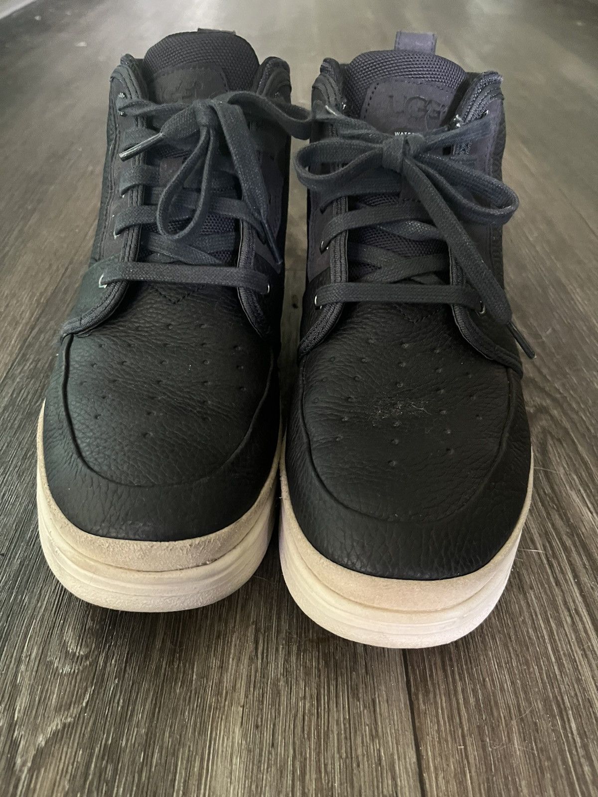 Ugg Mens Ugg Navy hightop sneaker Size US 9.5 / EU 42-43 - 2 Thumbnail