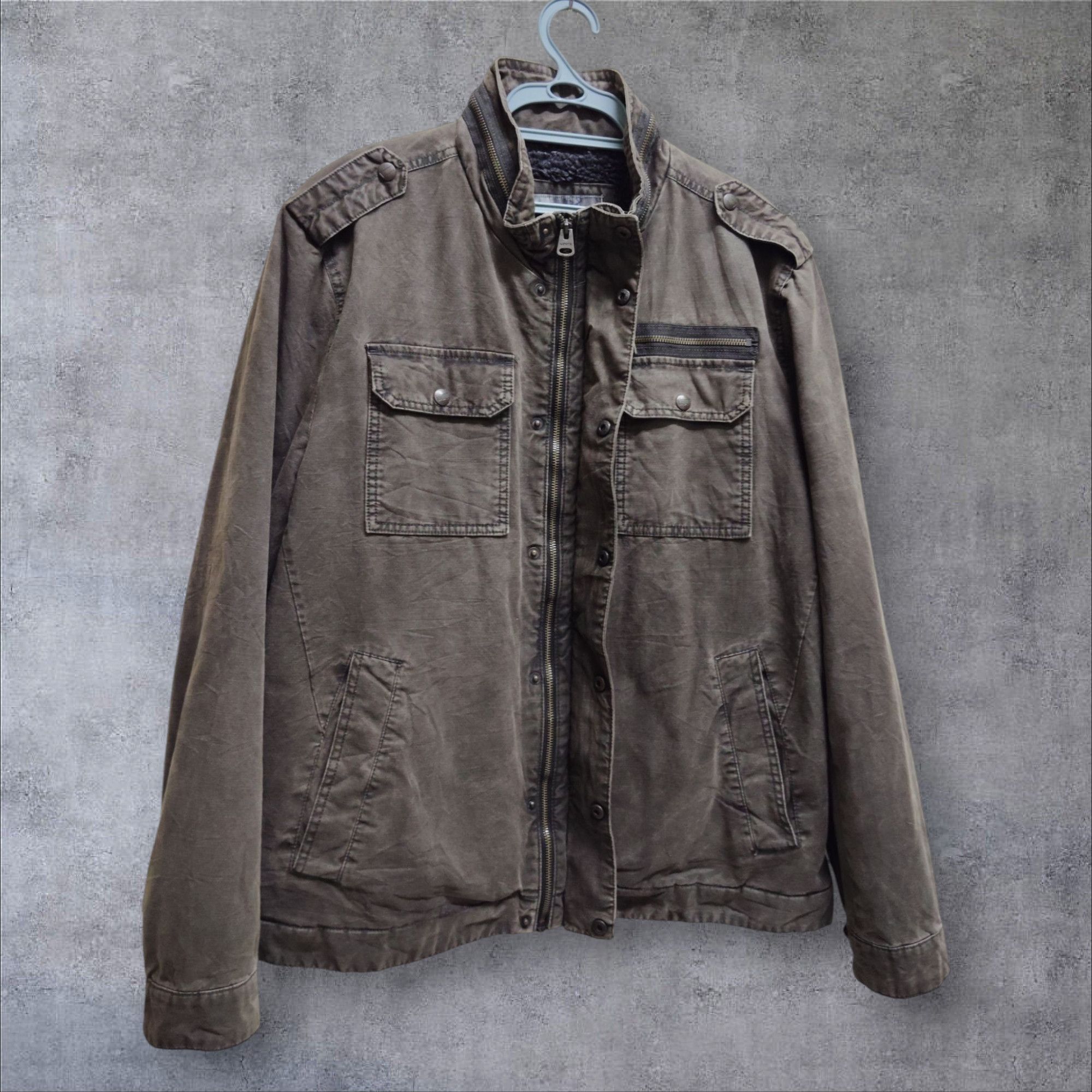 VINTAGE LEVI'S JACKET LINED FAUX FUR
