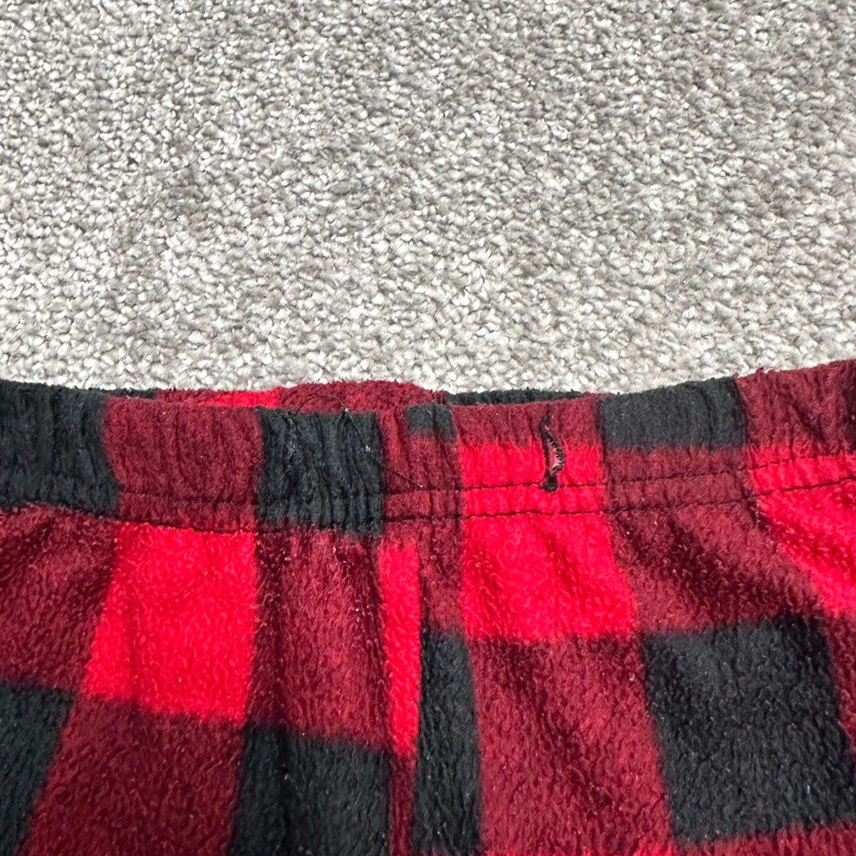 Vintage Just Love Lounge Pants Womens Small Red Black Plaid Size 28" / US 6 / IT 42 - 4 Thumbnail