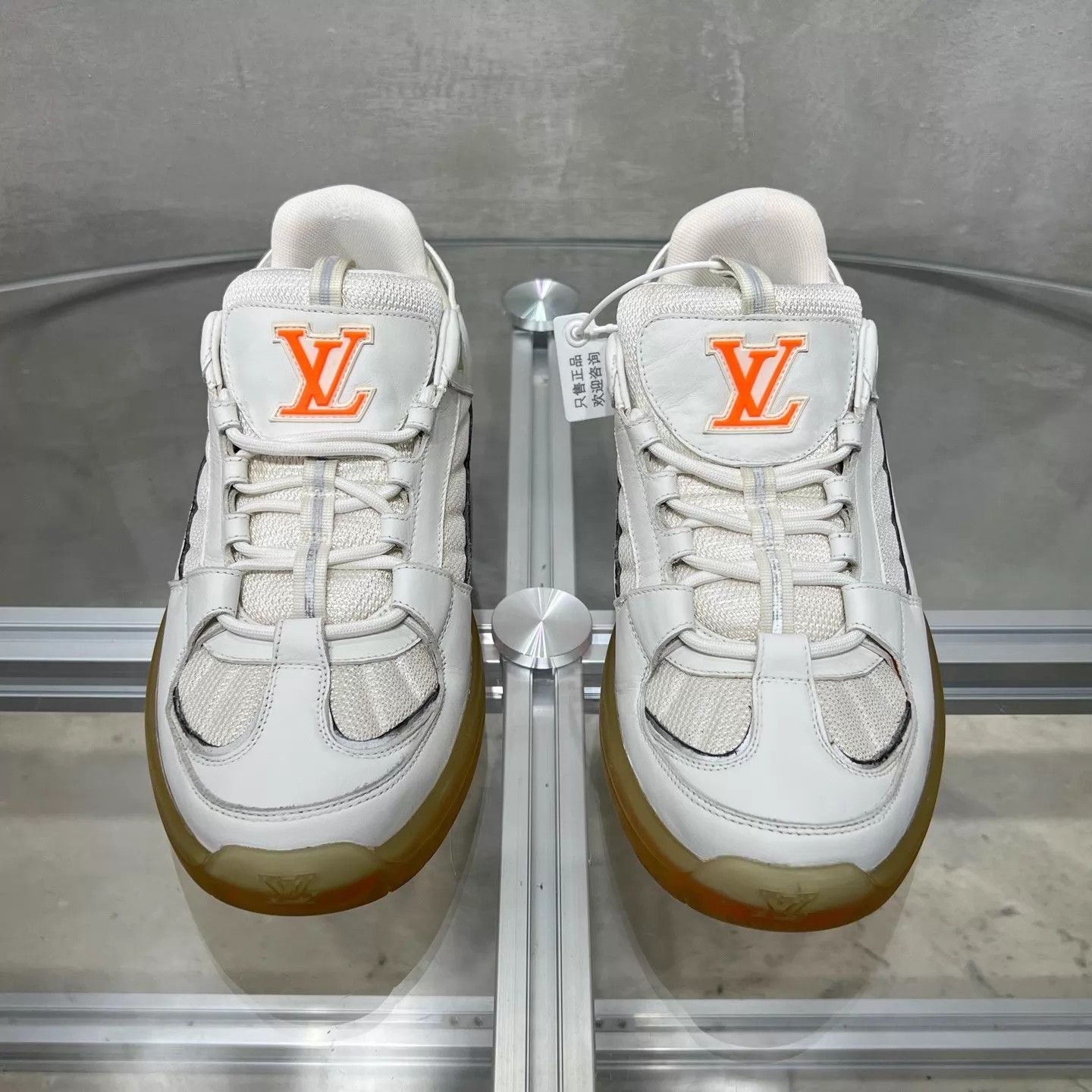 Louis Vuitton LV View White & Orange Sneakers UK6.5/40.5 YH26913 Size US 7.5 / EU 40-41 - 1 Thumbnail