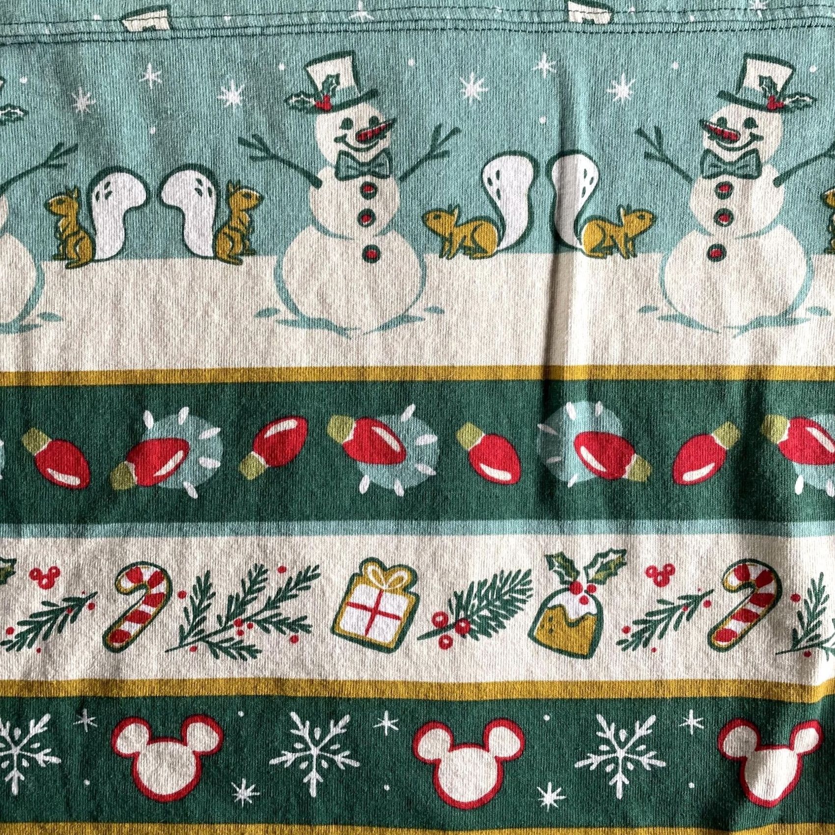 Disney Disney Shirt Mens Small Holiday Spirit Jersey Snowman Mickey Mouse Christmas Size US S / EU 44-46 / 1 - 4 Thumbnail