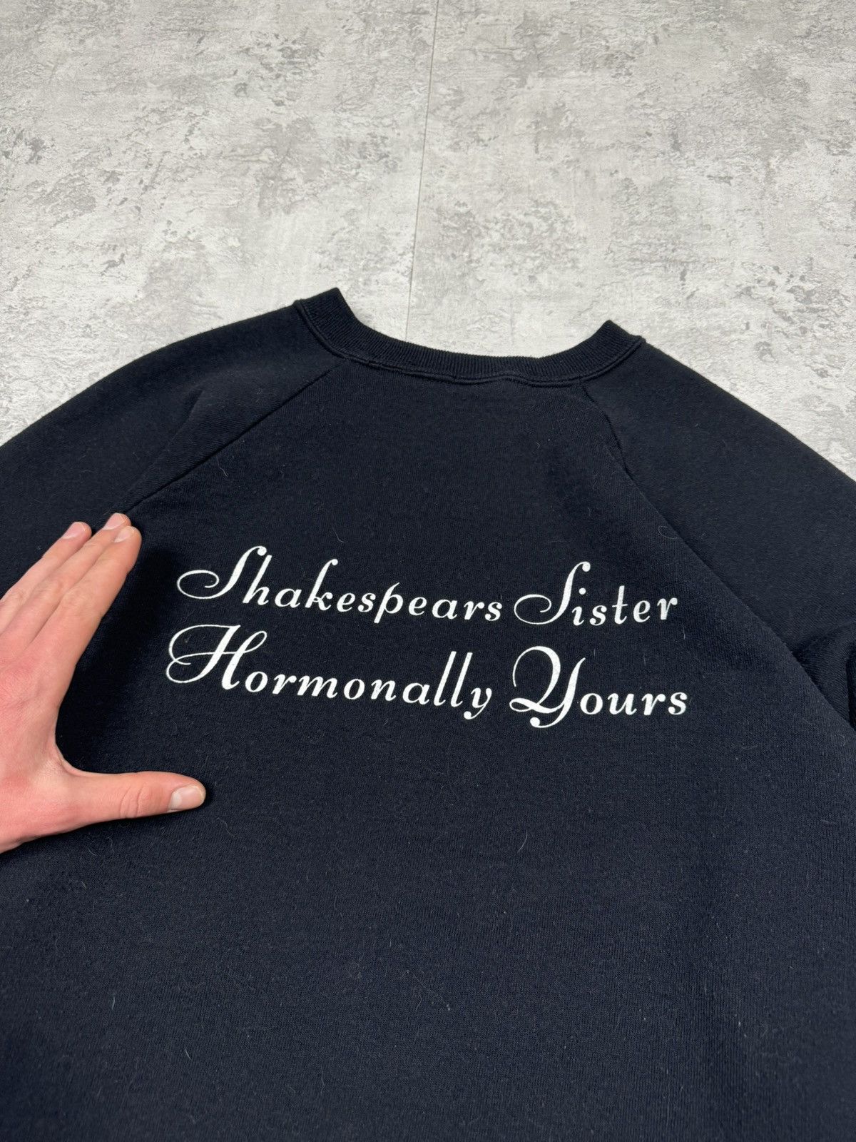 Band Tees Vintage 92’ Shakespears Sister Hormonally Yours Sweatshirt Size US XL / EU 56 / 4 - 11 Thumbnail