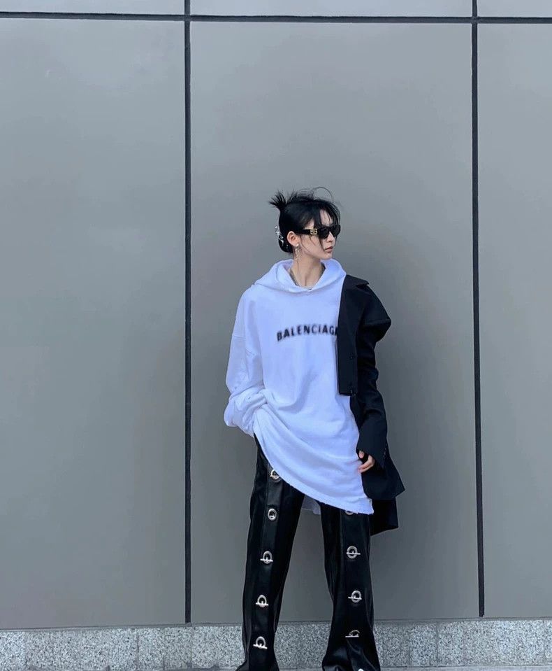 Balenciaga Balenciaga Fuzzy letter white hole sweater Logo mosaic let Size US S / EU 44-46 / 1 - 8 Thumbnail
