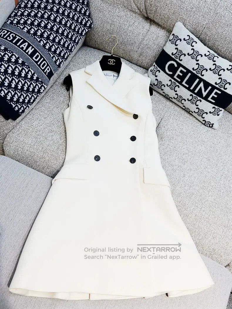 Dior Dior Classic sleeveless double-breasted long vest jacket Size XXS / US 00 / IT 34 - 4 Thumbnail