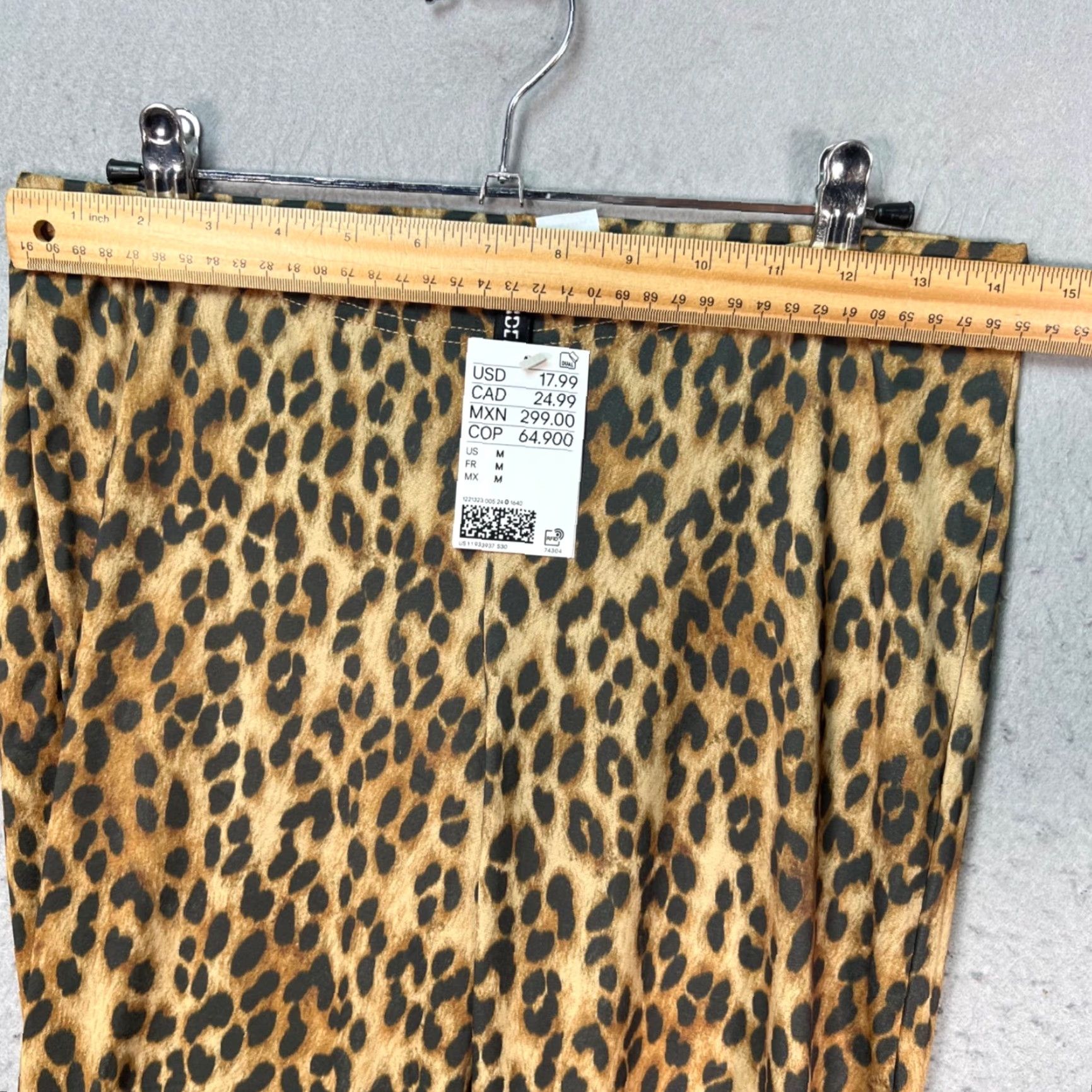 H&M H&M Womens Size Medium Leopard Print Flared Pants Stretchy Polyester Blend Size 32" / US 10 / IT 46 - 6 Thumbnail