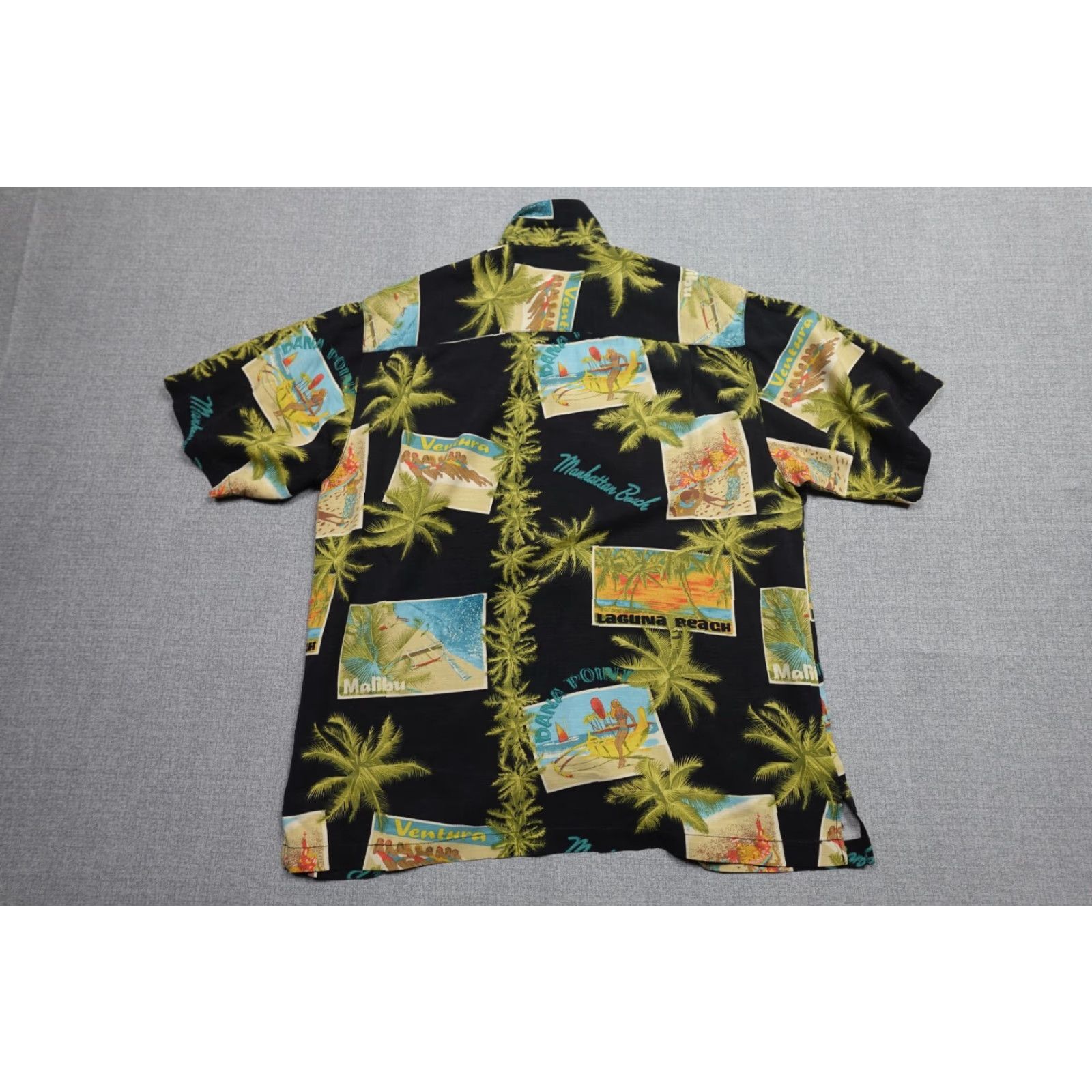 Tommy Bahama Tommy Bahama Hawaiian Shirt Mens Large Black Floral All Over Print Button-Up Short Sleeve Silk Rayon Size US L / EU 52-54 / 3 - 4 Thumbnail